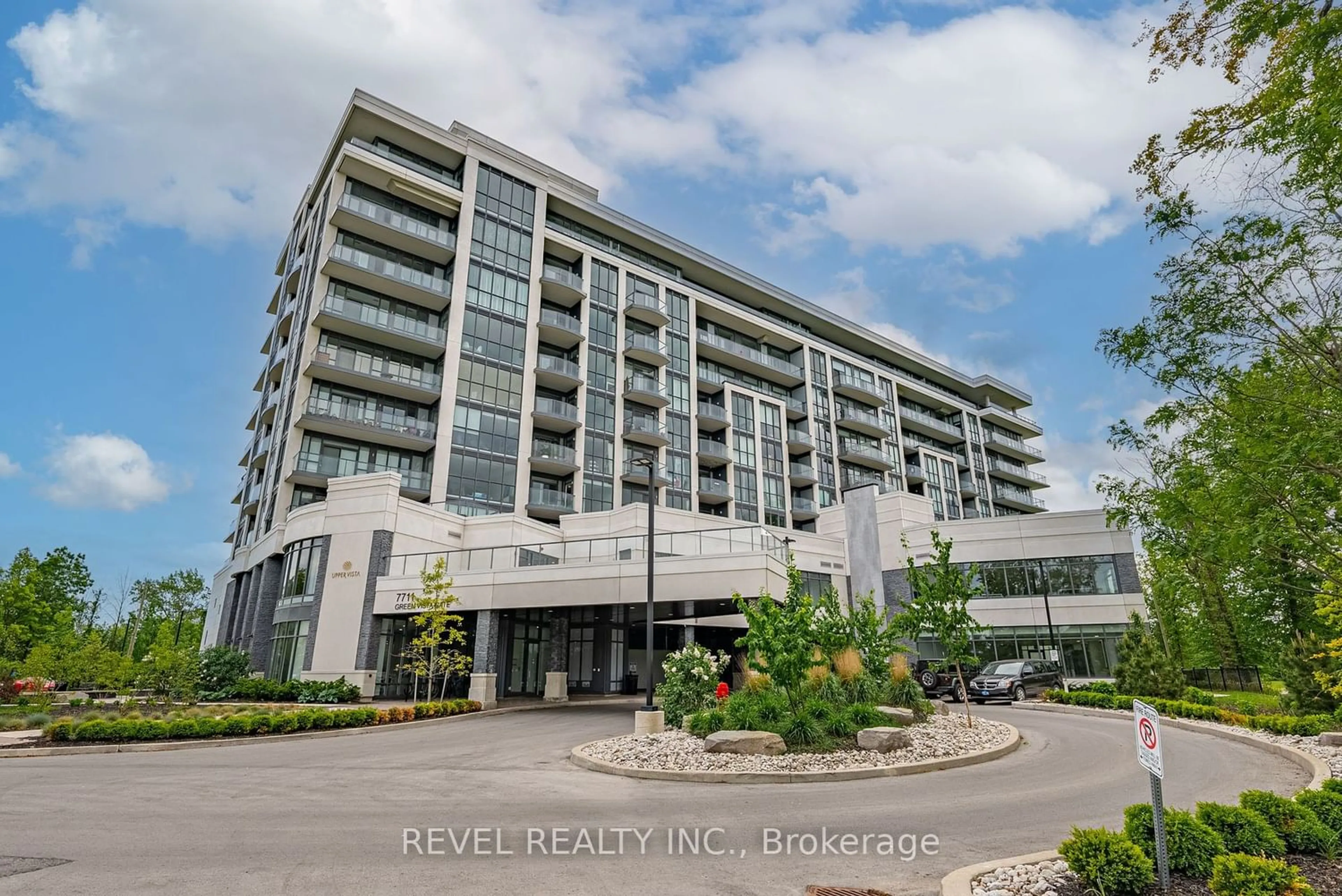 A pic from exterior of the house or condo for 7711 Green Ave #612, Niagara Falls Ontario L2H 1R1