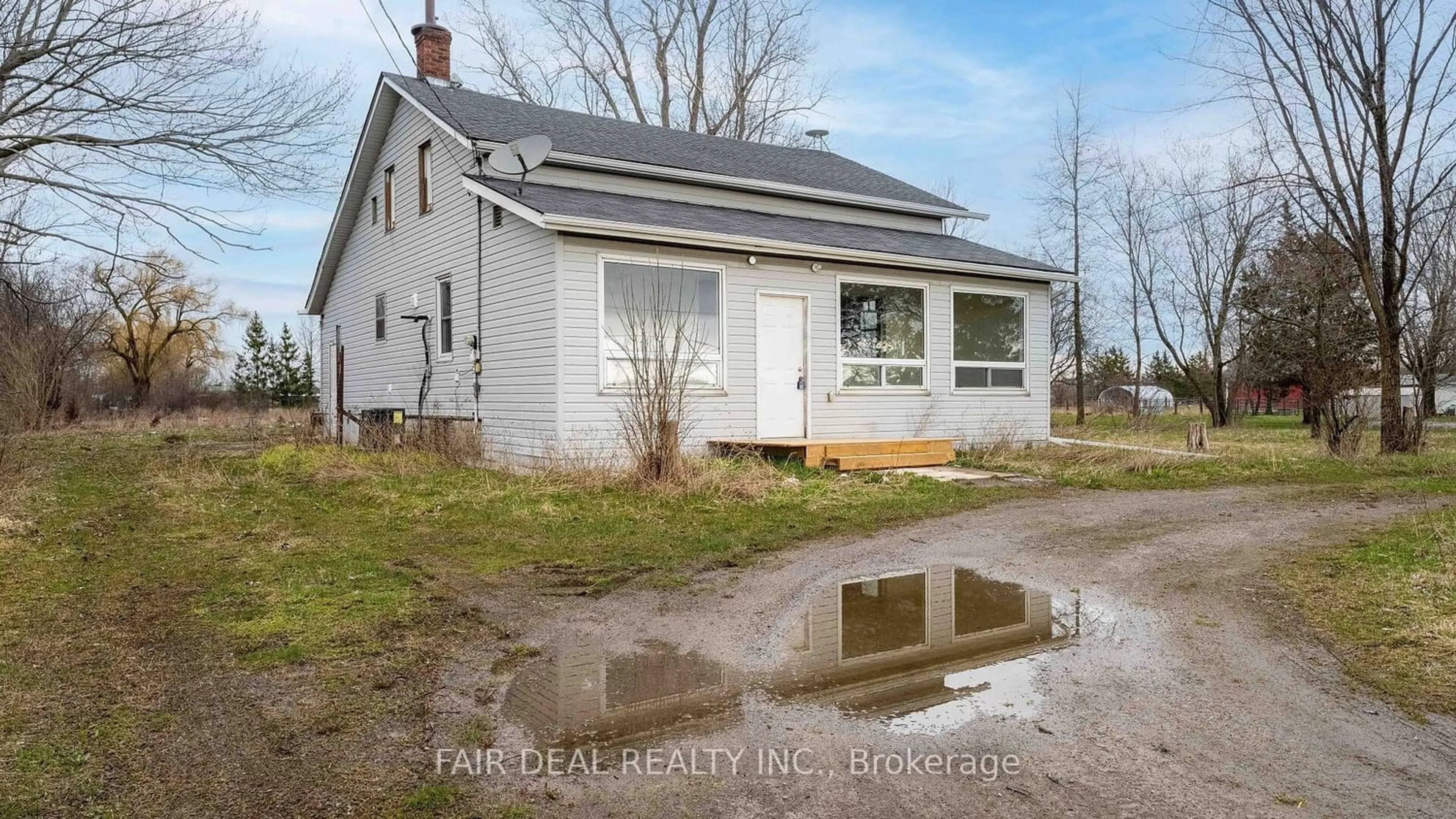 Frontside or backside of a home for 3670 Bowen Rd, Fort Erie Ontario L0S 1S0