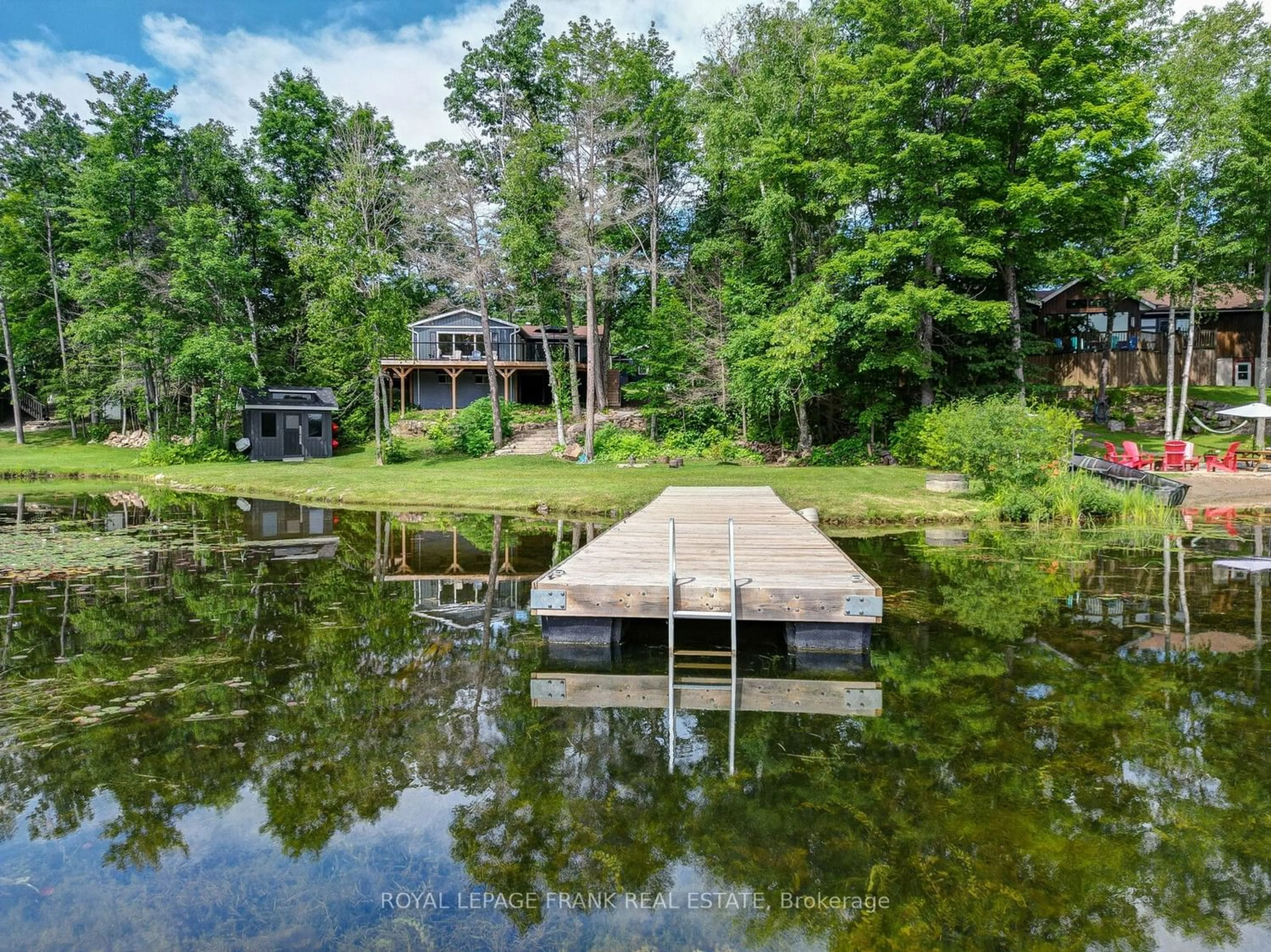 Cottage for 84 Irwin Dr, Galway-Cavendish and Harvey Ontario K0L 1J0