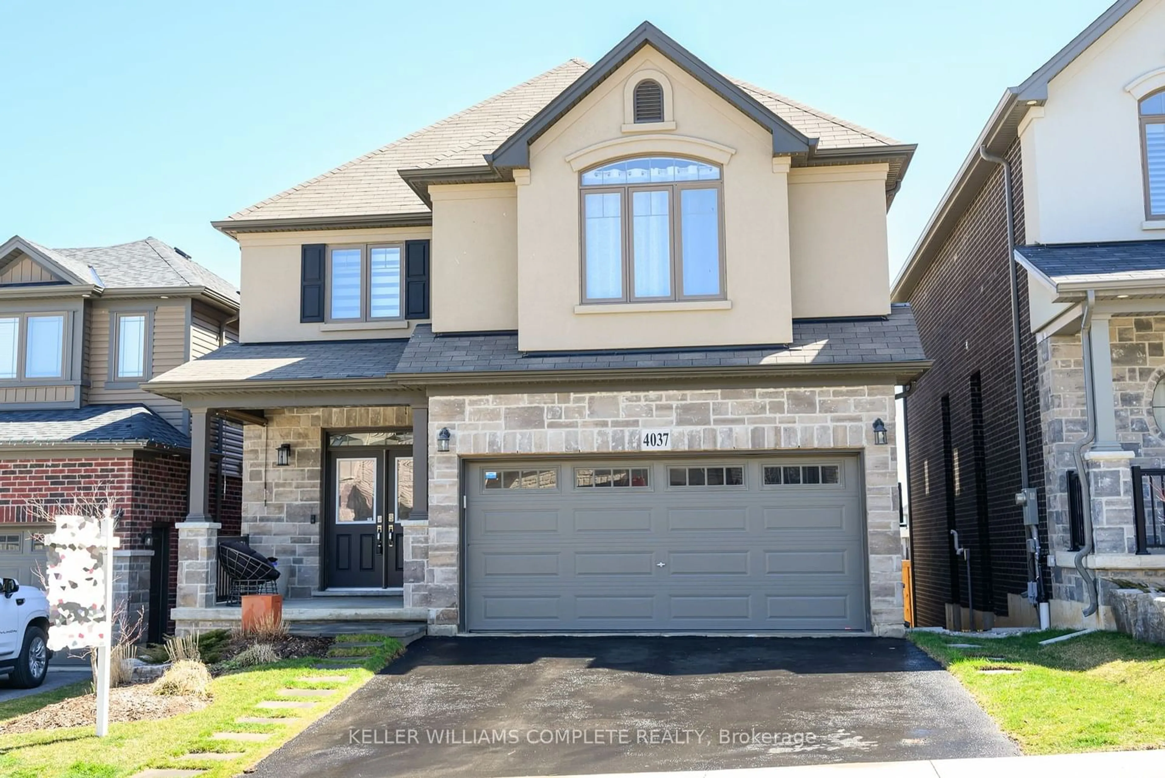 Frontside or backside of a home for 4037 Stadelbauer Dr, Lincoln Ontario L3J 0S5