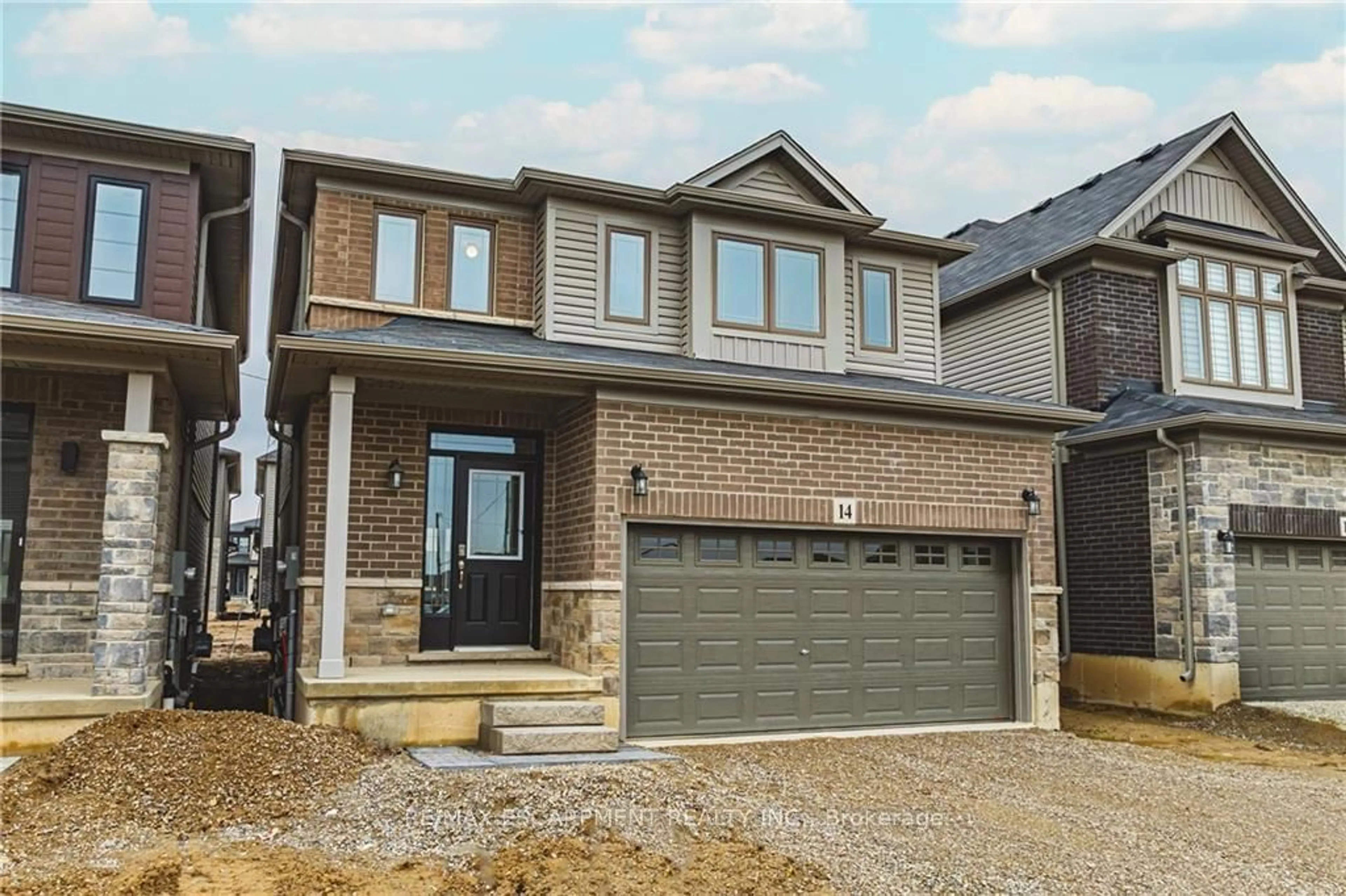 Home with brick exterior material for 14 Broddy Ave, Brantford Ontario N3T 0P3
