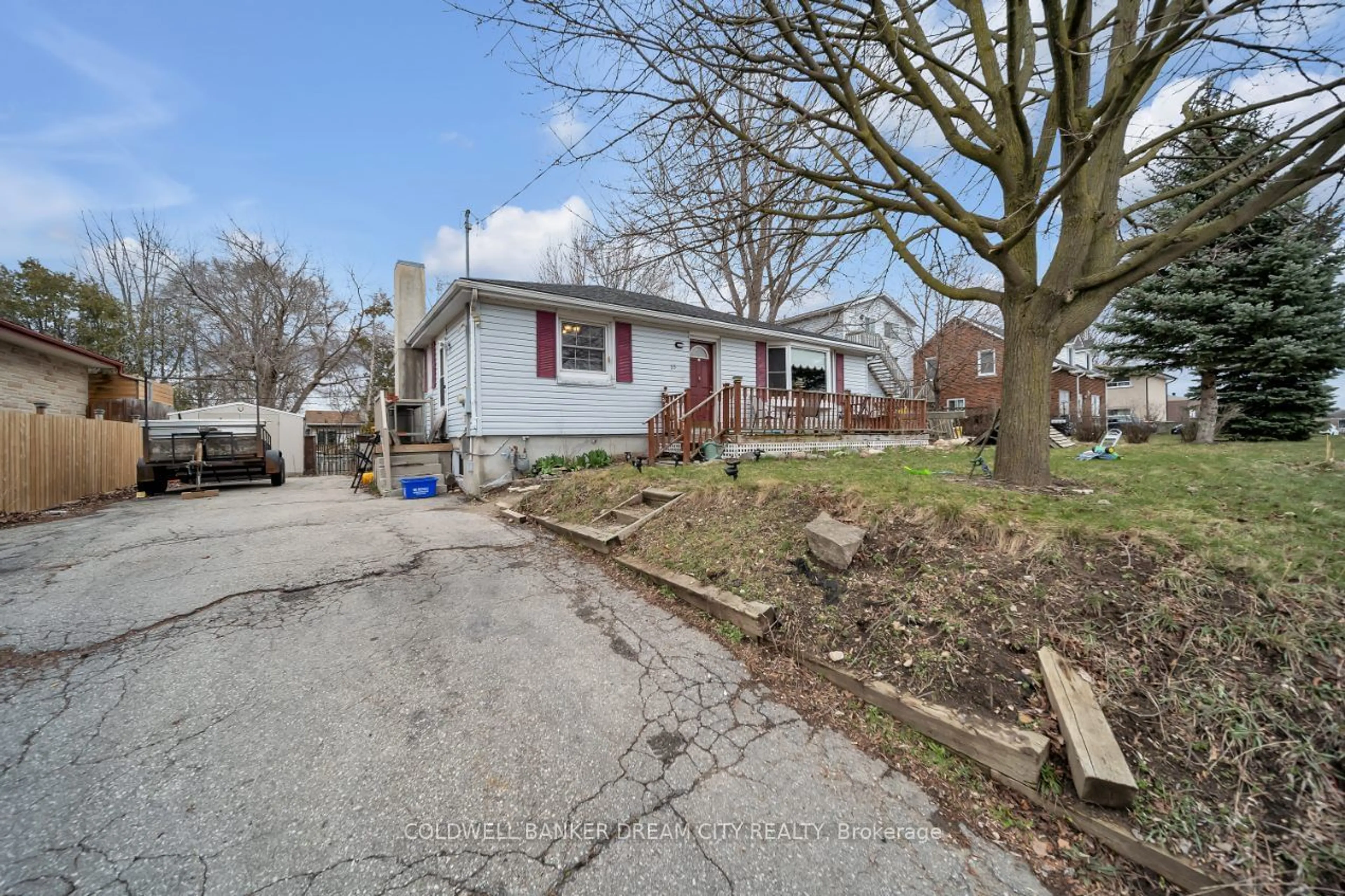 Frontside or backside of a home for 65 Brooklyne Rd, Cambridge Ontario N1R 1C6