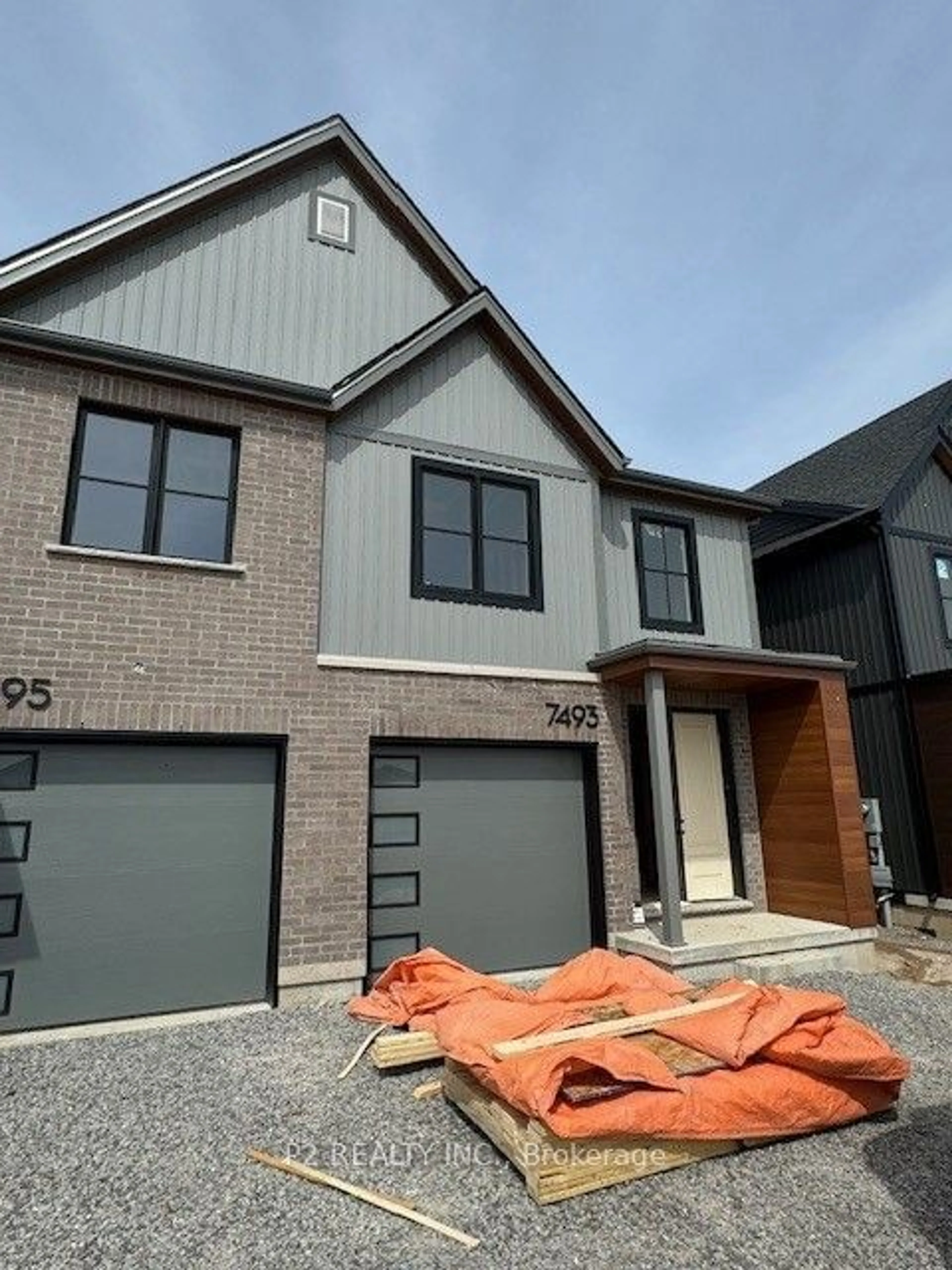Home with brick exterior material for 7493 Splendour Dr, Niagara Falls Ontario L2H 3V8