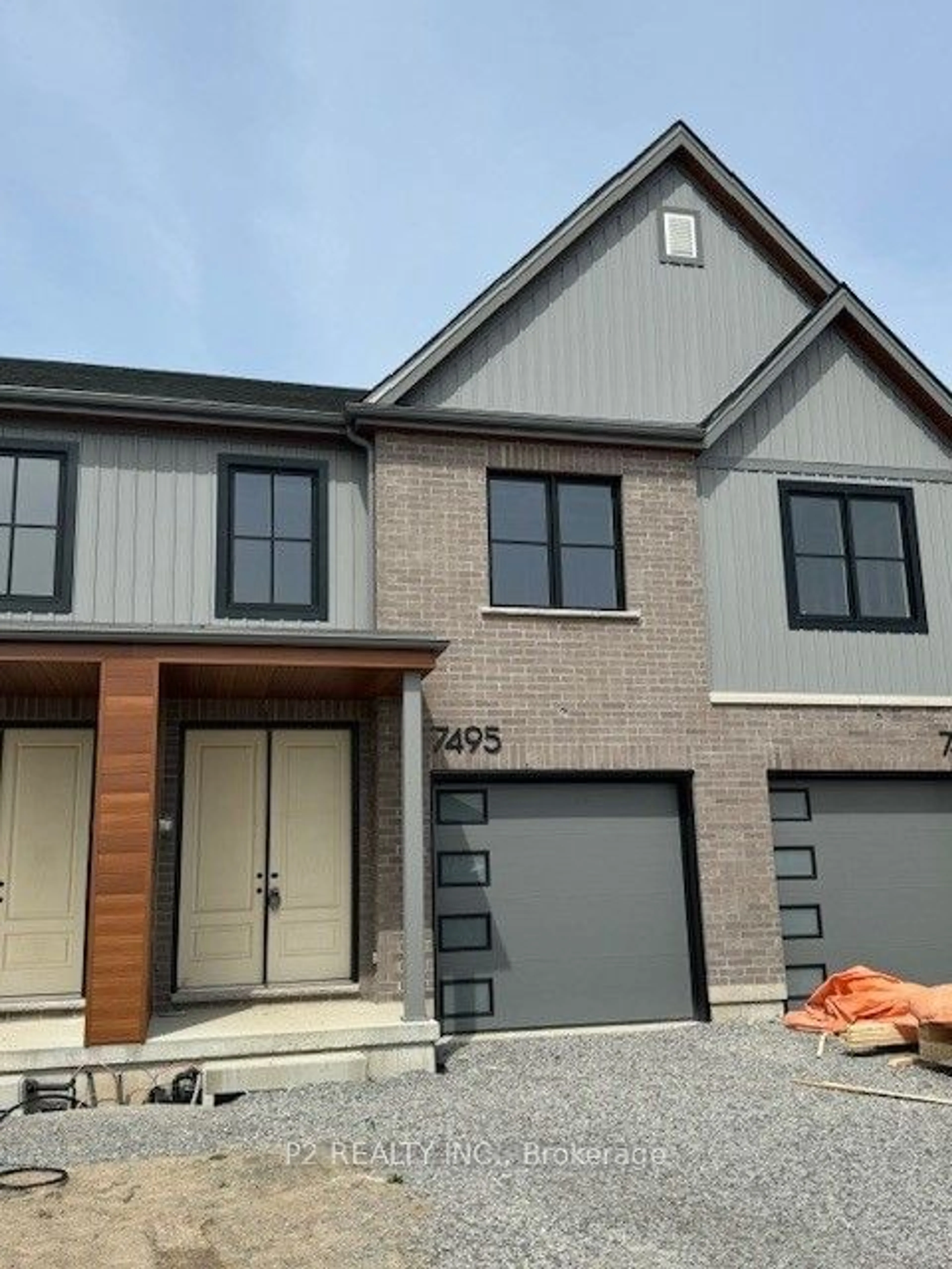 Home with brick exterior material for 7495 Splendour Dr, Niagara Falls Ontario L2H 3V8