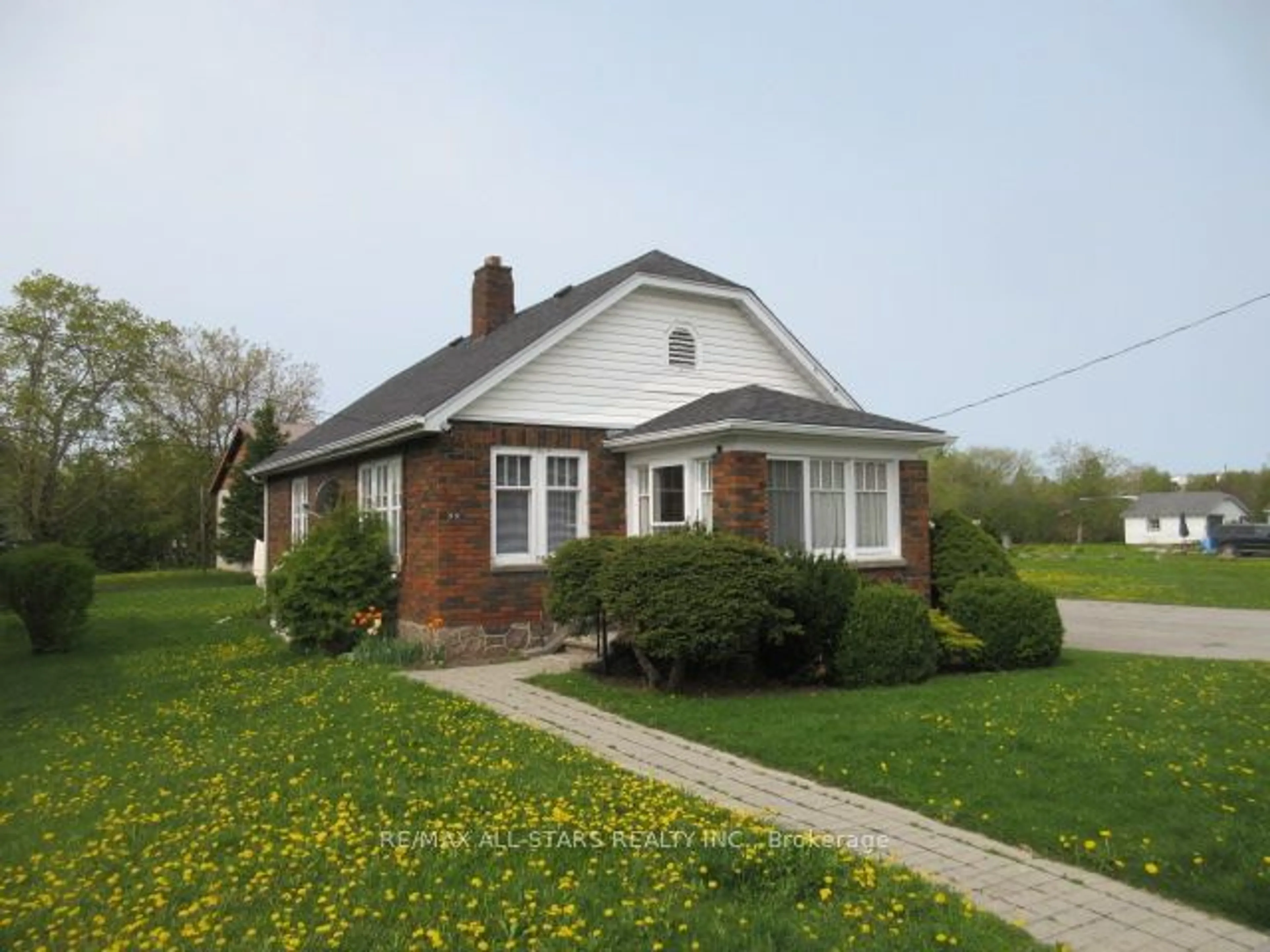 Cottage for 22 Joseph St. & Lot 8 PL70, Kawartha Lakes Ontario K0M 1A0