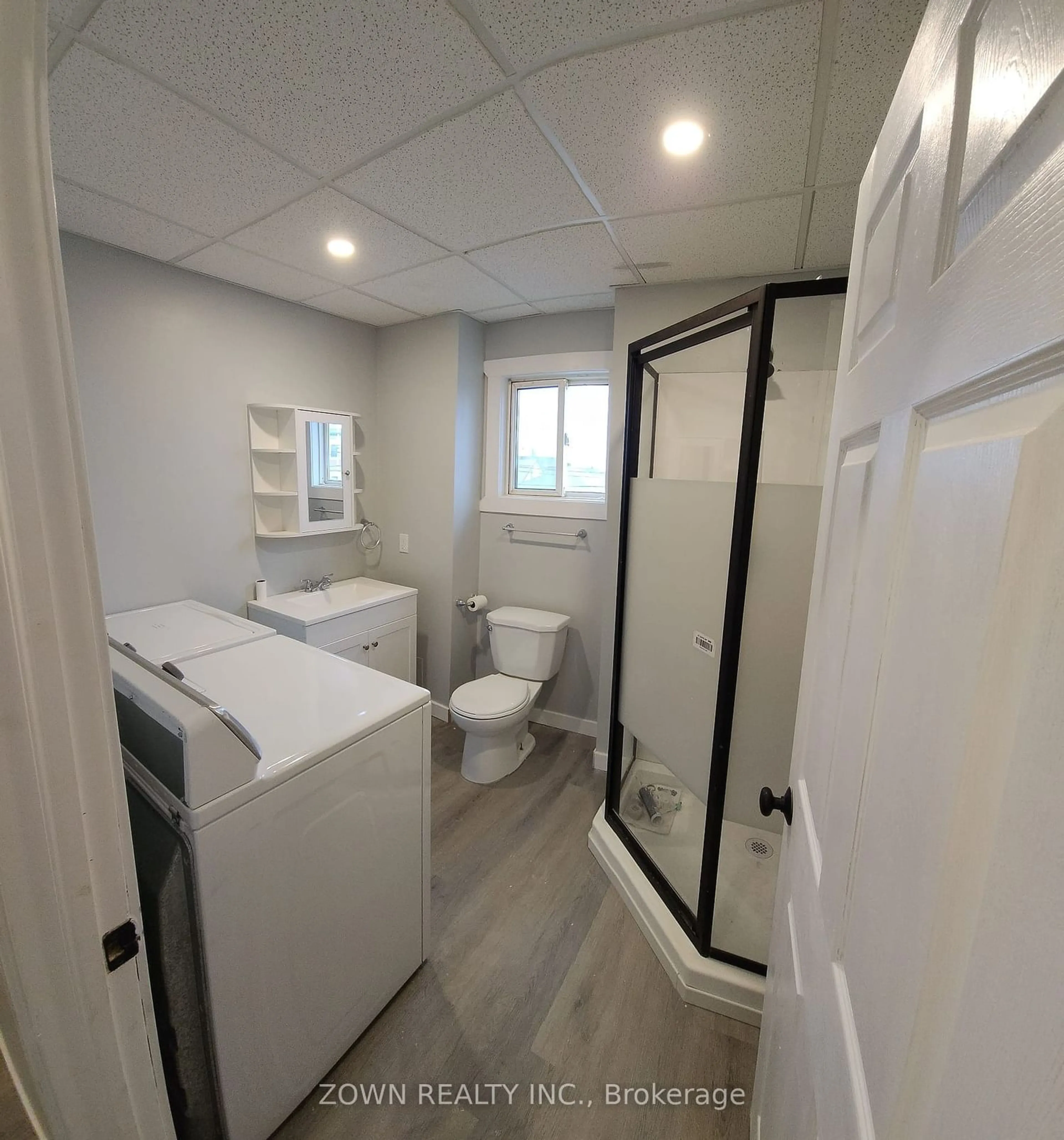 Standard bathroom for 242-244 248 Cedar St, Timmins Ontario P4N 2H1