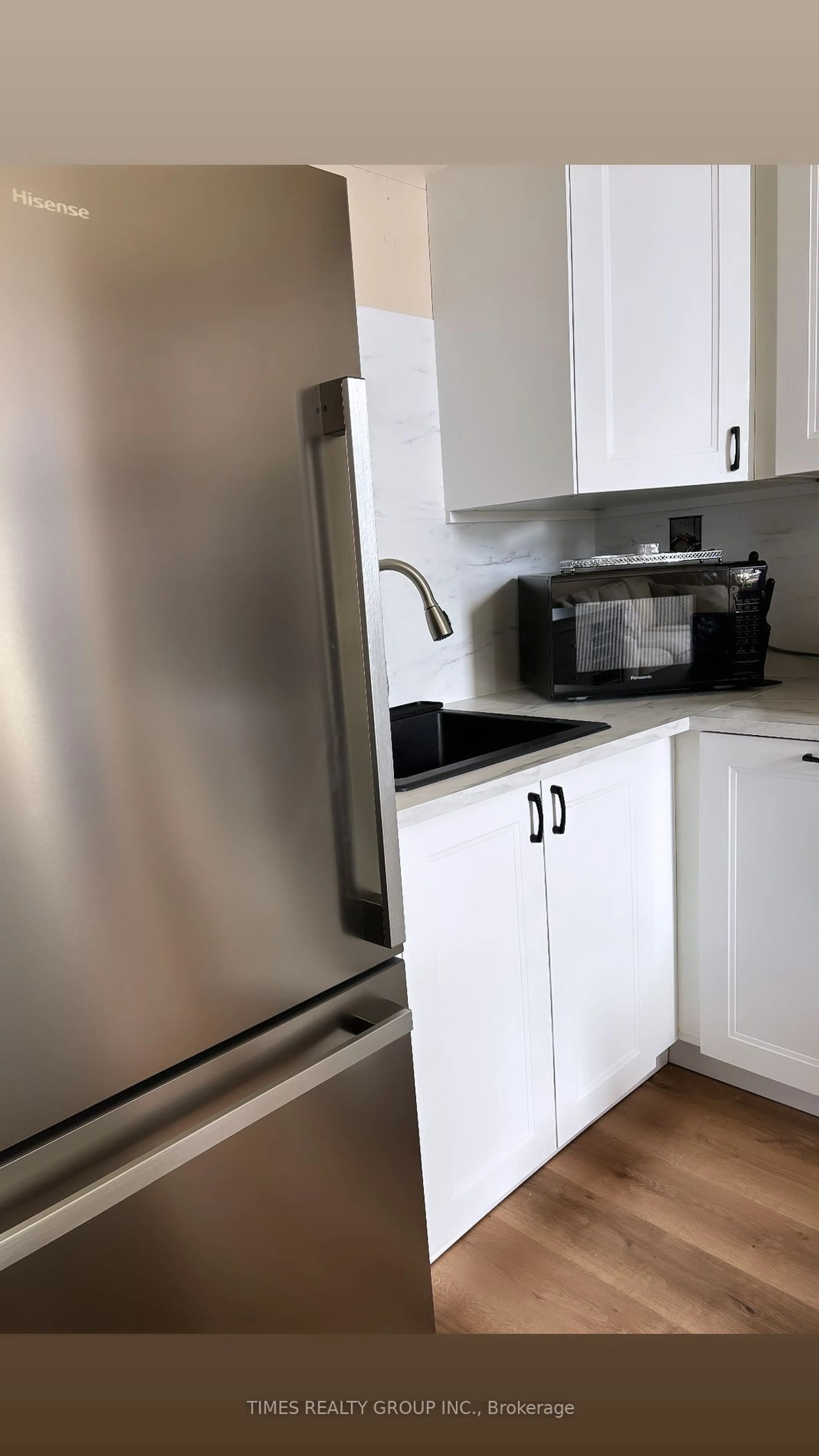 Standard kitchen for 9525 162 Ave Nw #322, Out of Area Alberta T5Z 3V2