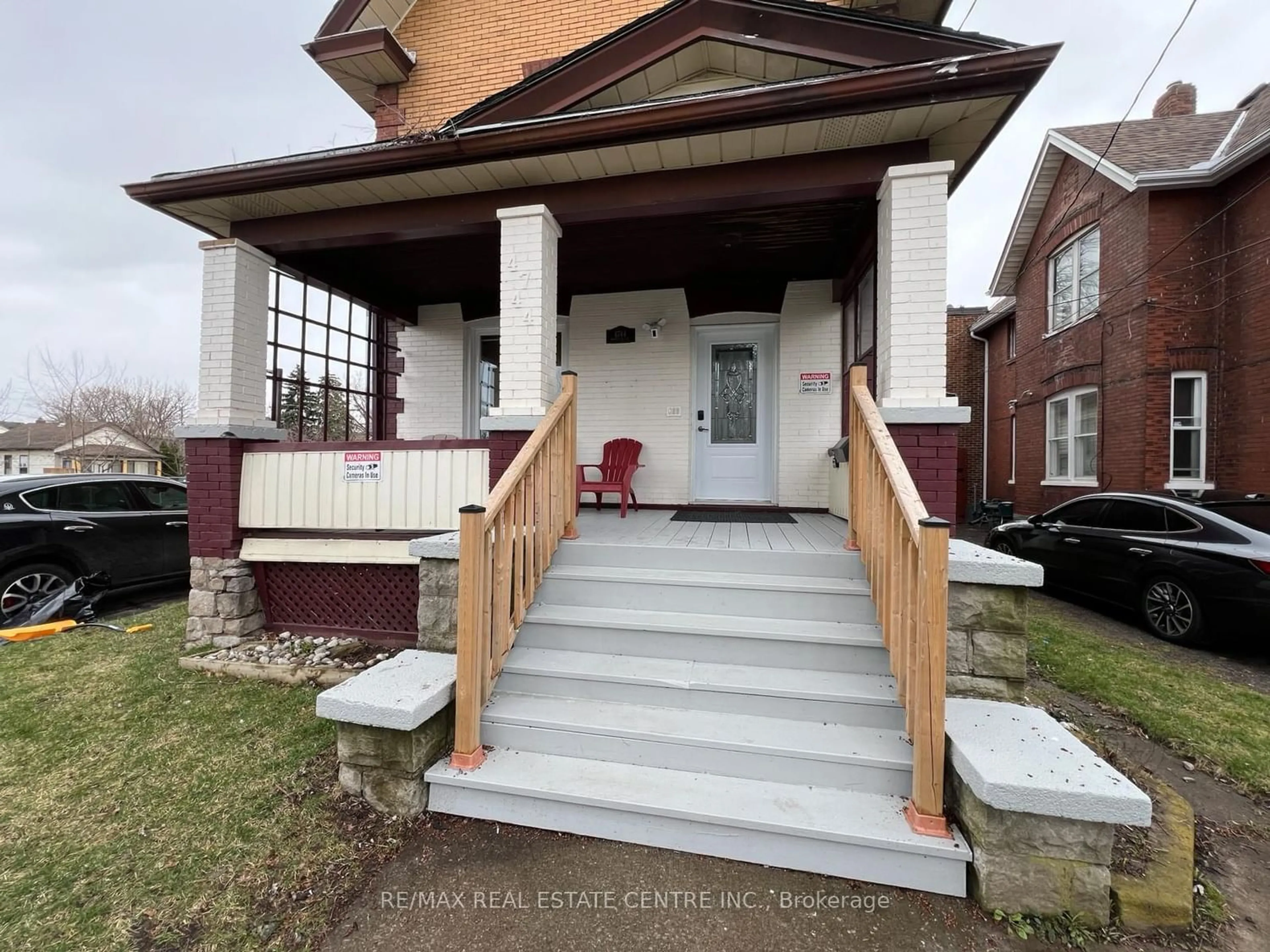 Frontside or backside of a home for 4744 Morrison St, Niagara Falls Ontario L5E 2C3