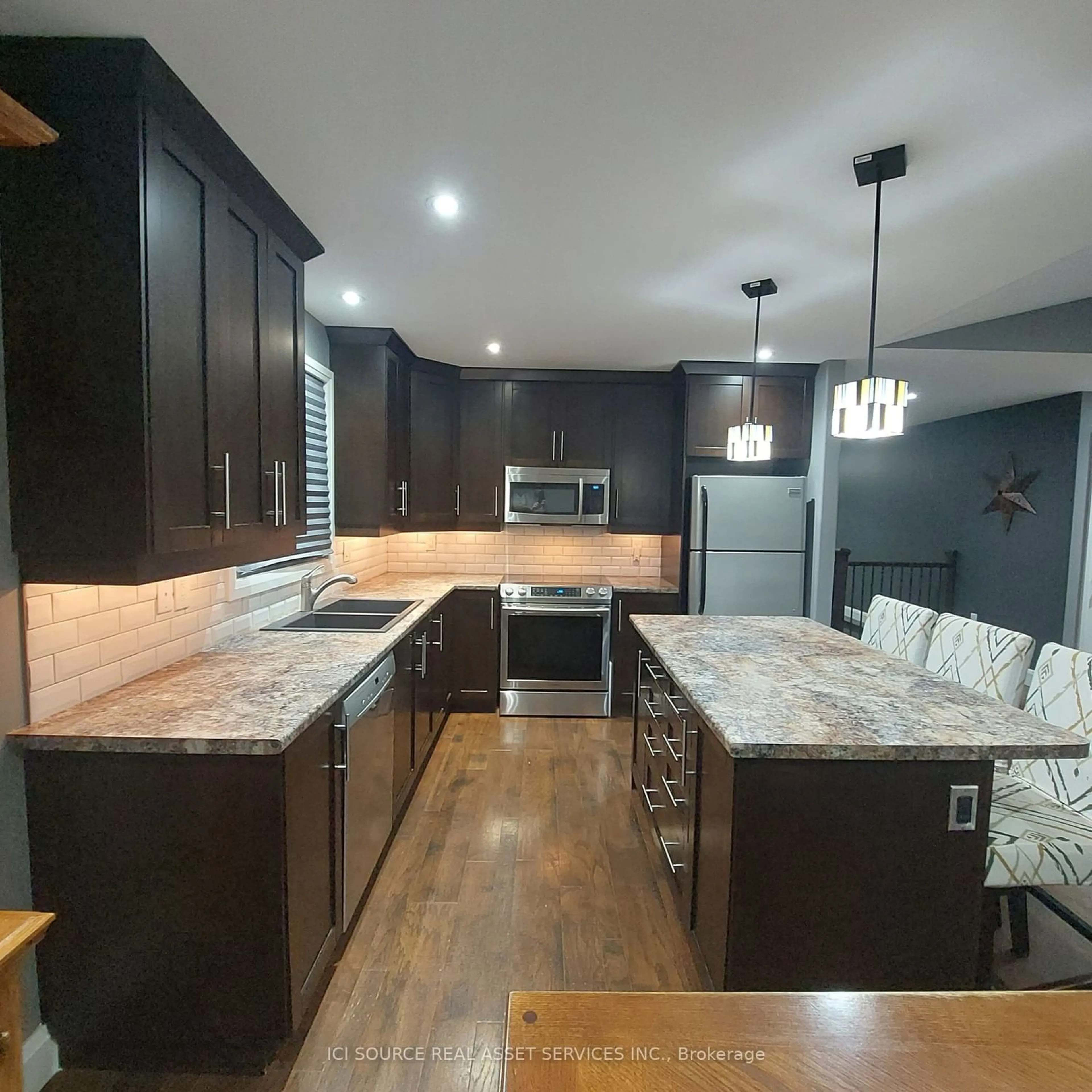 Contemporary kitchen for 37 Victoria St, West Perth Ontario N0K 1N0
