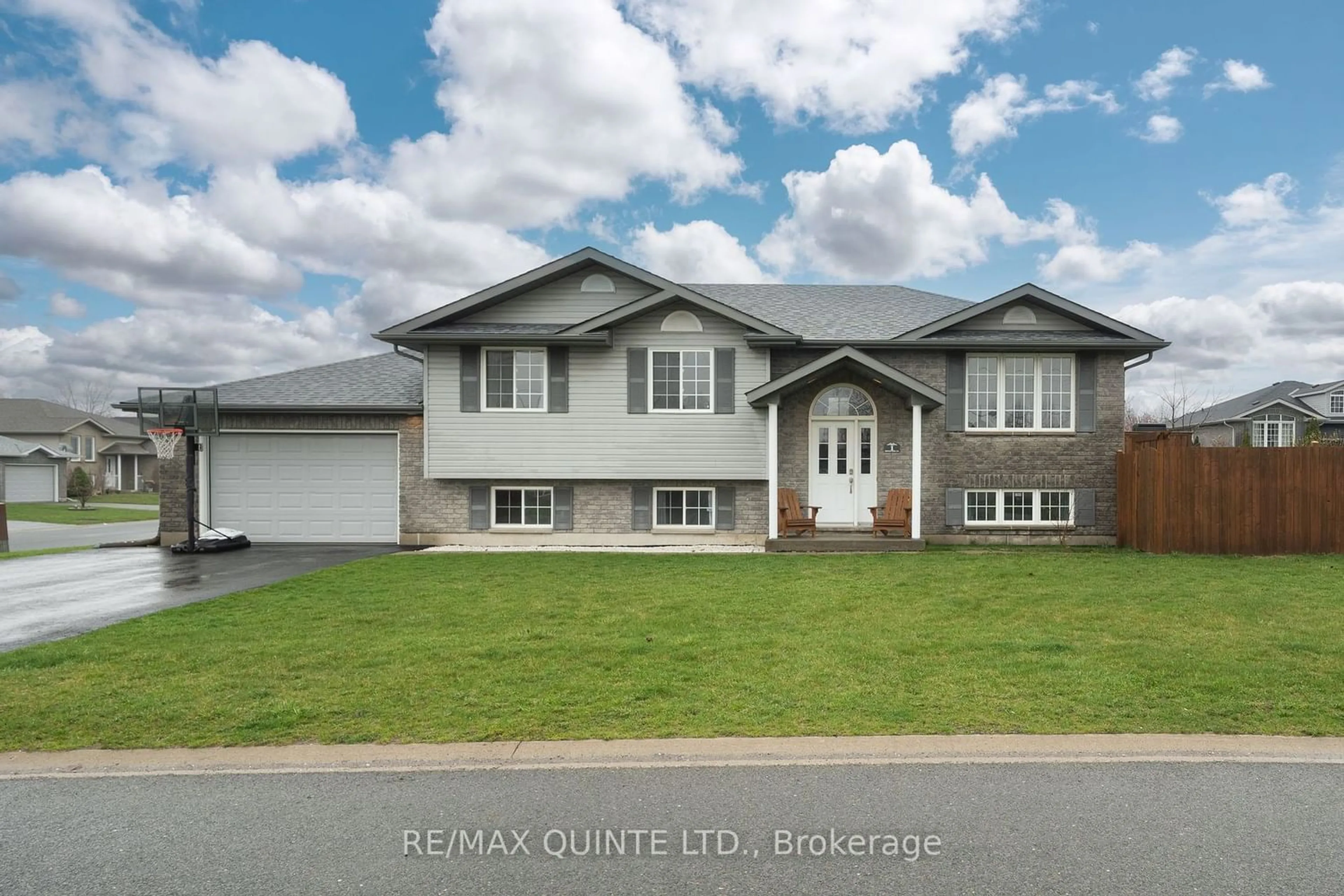 Frontside or backside of a home for 1 Ridgeview Lane, Quinte West Ontario K8V 5P8