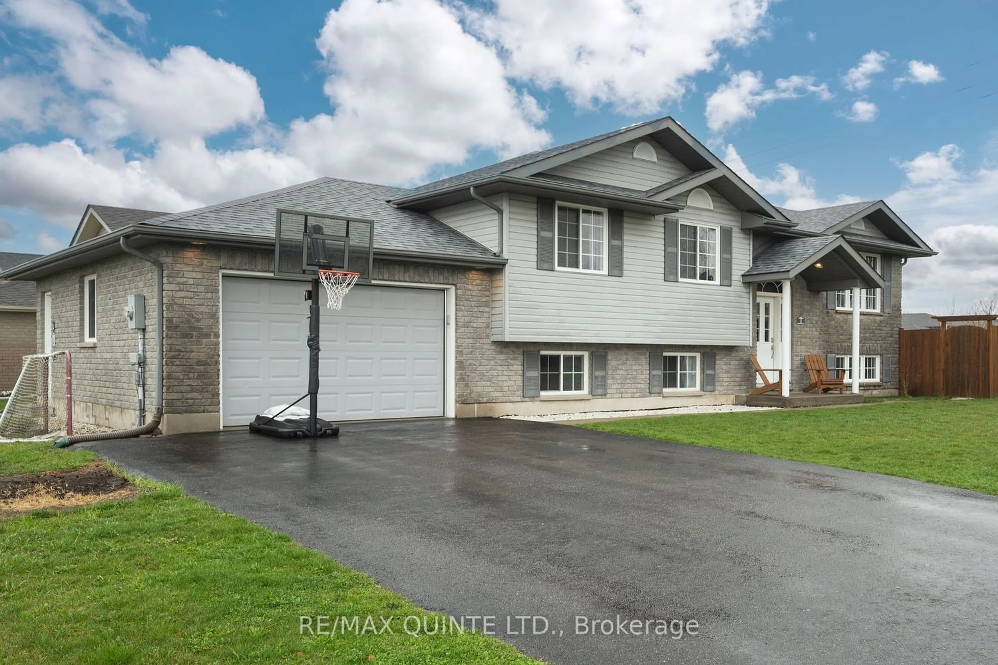 Frontside or backside of a home for 1 Ridgeview Lane, Quinte West Ontario K8V 5P8