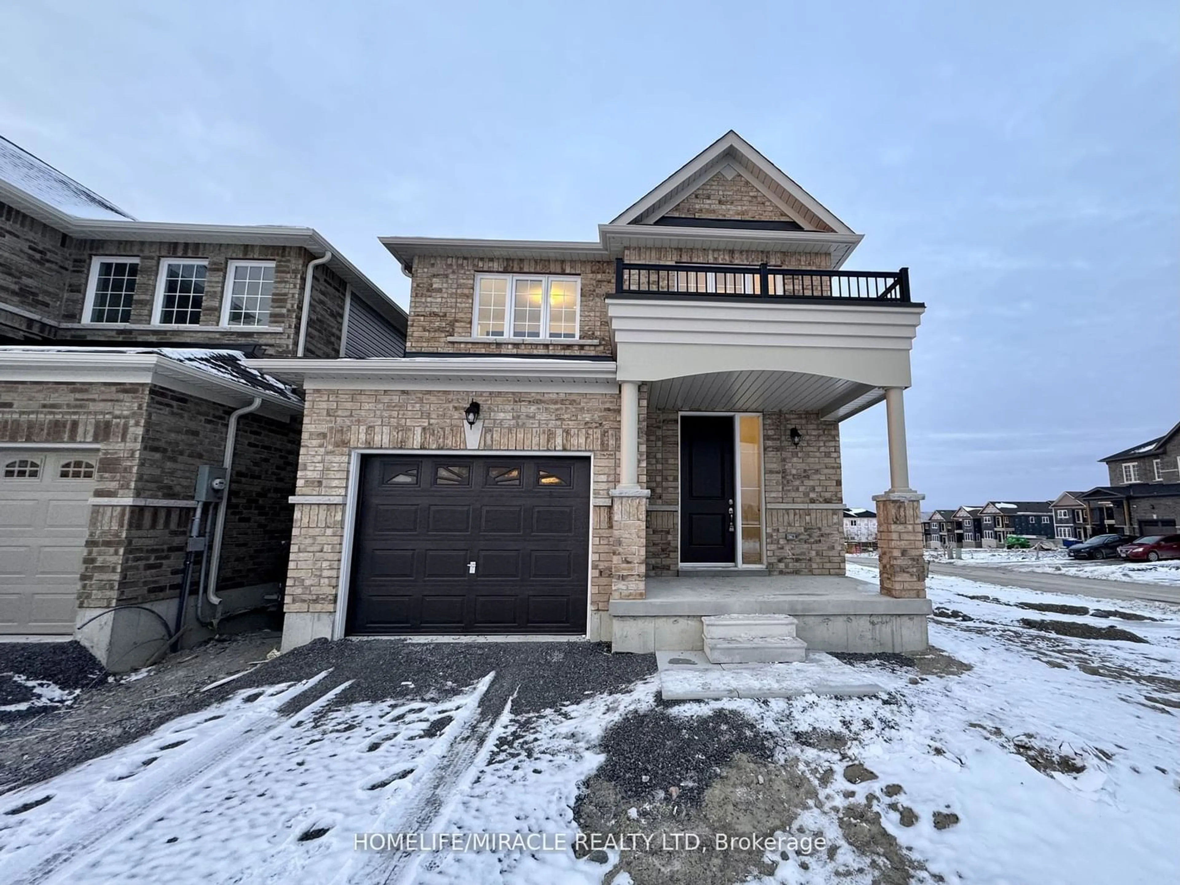 Frontside or backside of a home for 916 Bamford Terr, Peterborough Ontario K9K 0G3