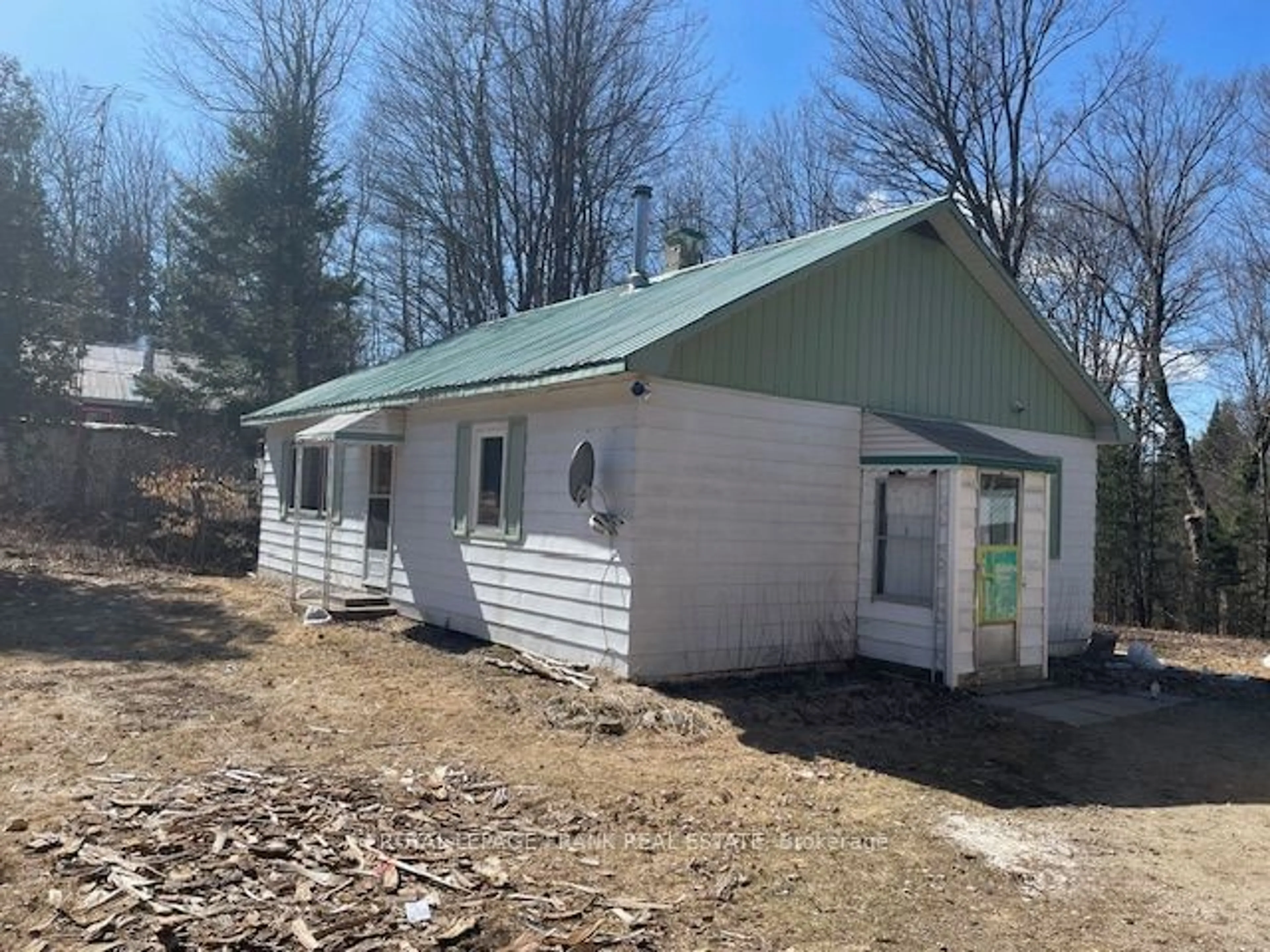 Cottage for 33215 Hwy 62, Hastings Highlands Ontario K0L 2S0