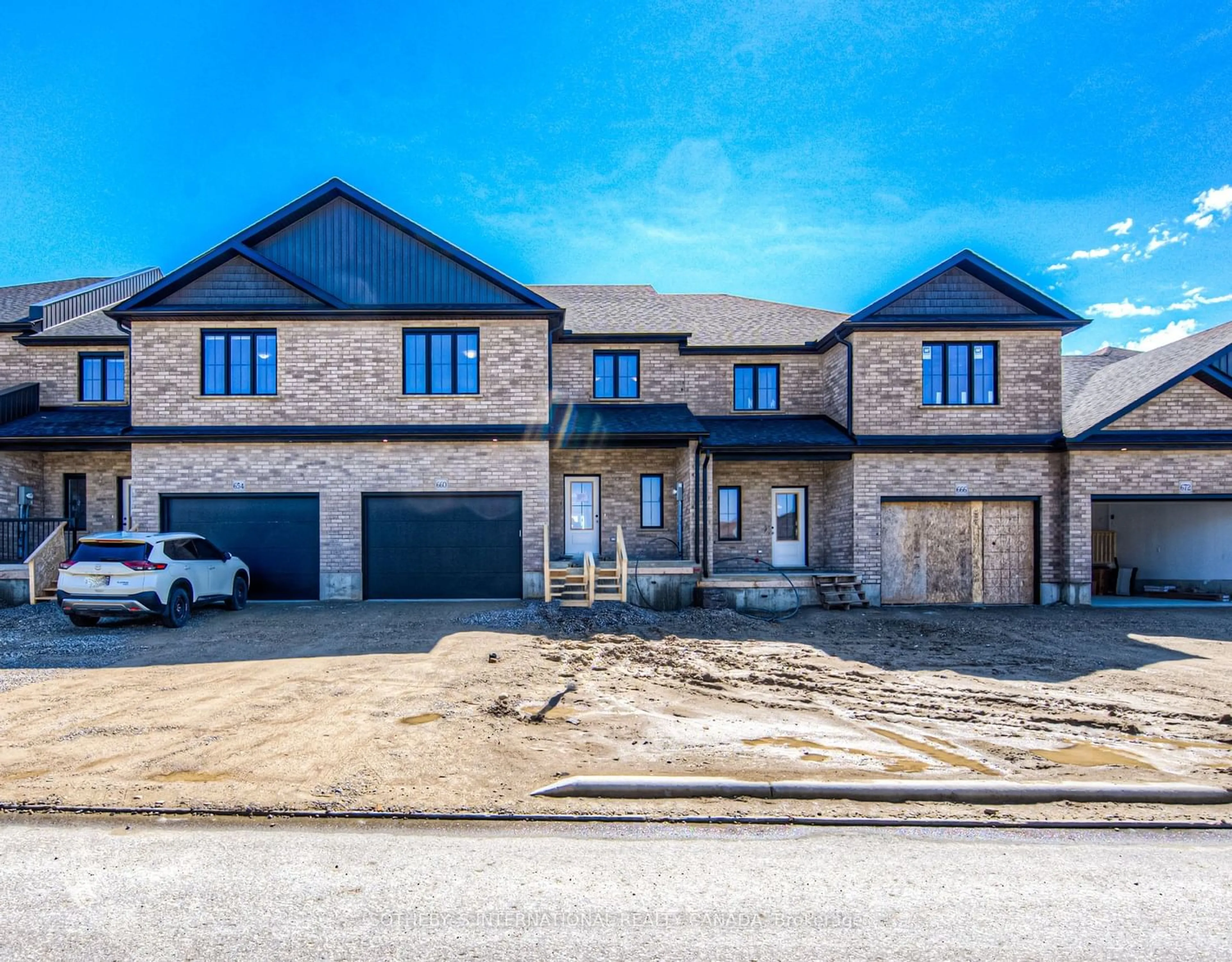 Home with brick exterior material for 660 Wray Ave, North Perth Ontario N4W 3K9