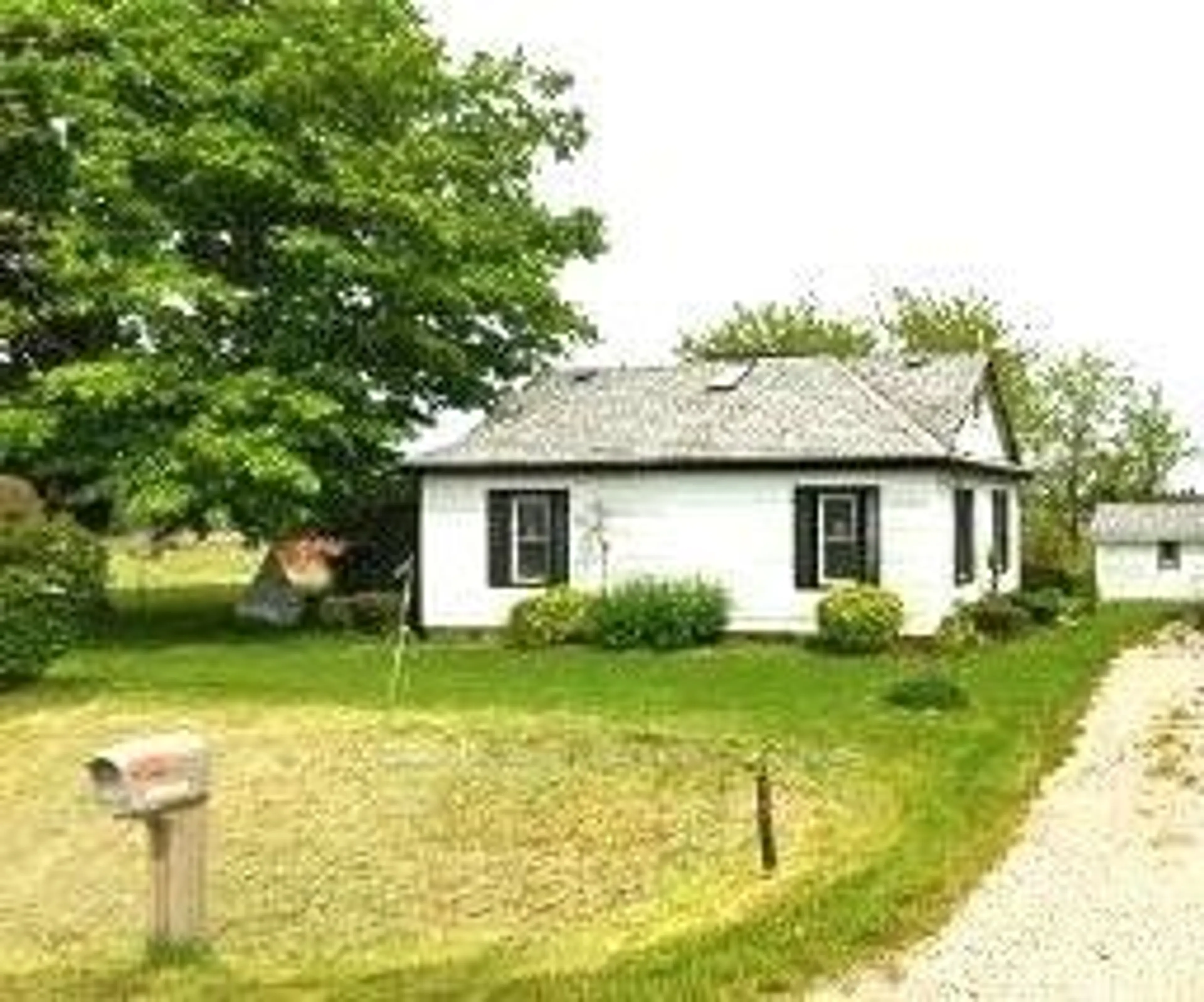 Cottage for 384413 Salford Rd, South-West Oxford Ontario N0J 1W0