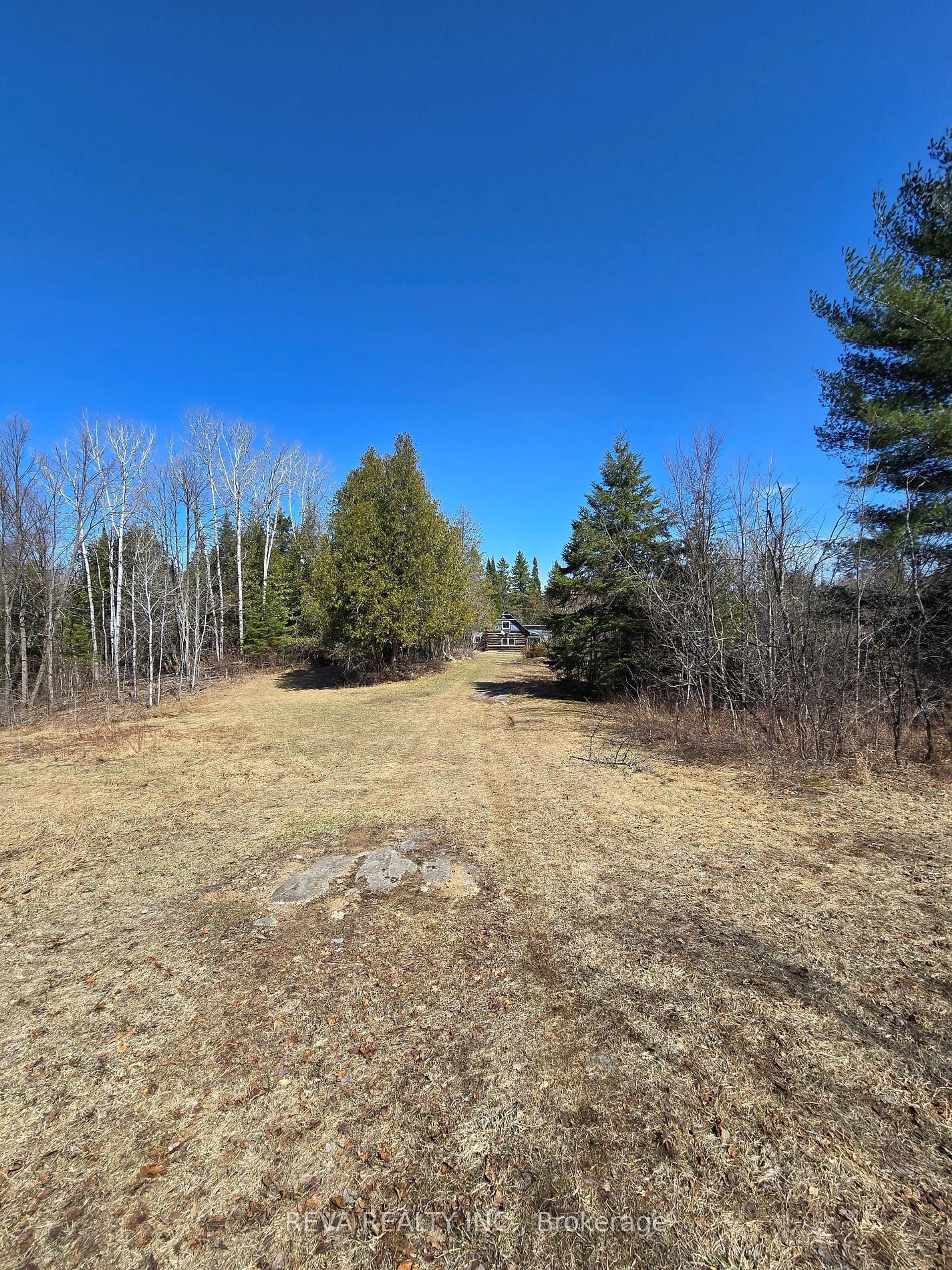 Fenced yard for 322 Lower Spruce Hedge Rd, Greater Madawaska Ontario K0J 1G0