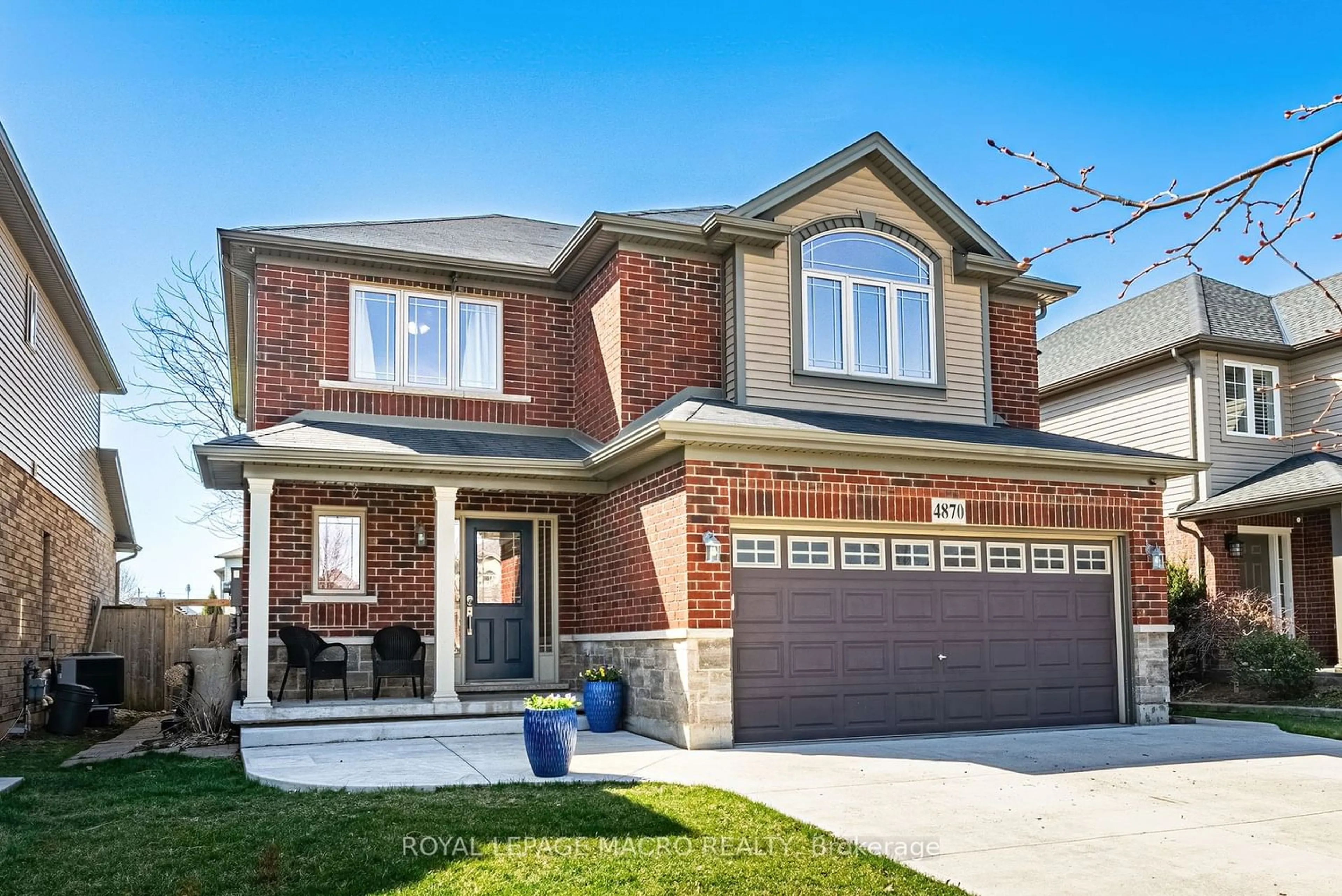 Home with brick exterior material for 4870 Allan Crt, Lincoln Ontario L0R 1B3