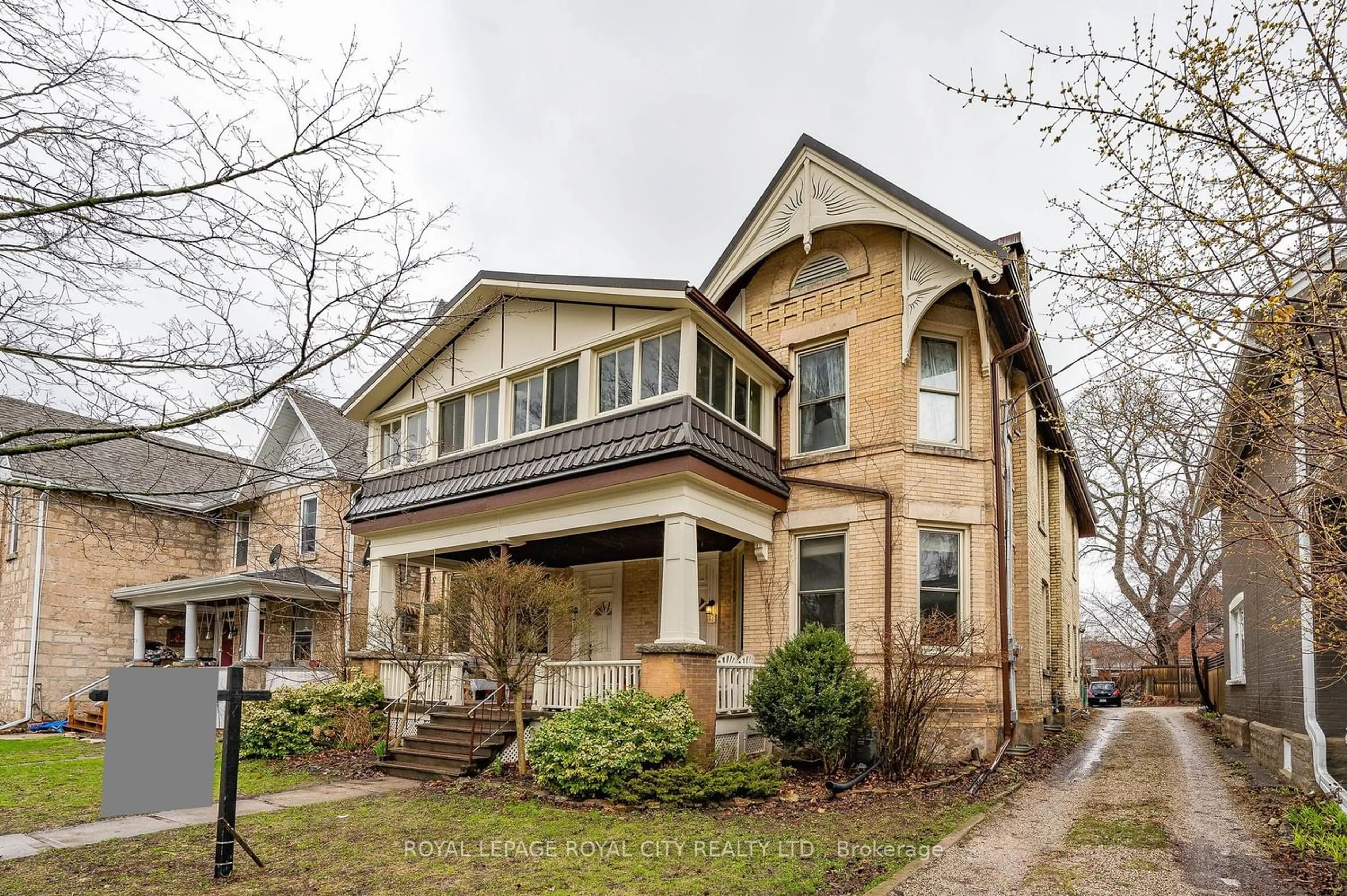 Frontside or backside of a home for 41-43 Suffolk St, Guelph Ontario N1H 2H9