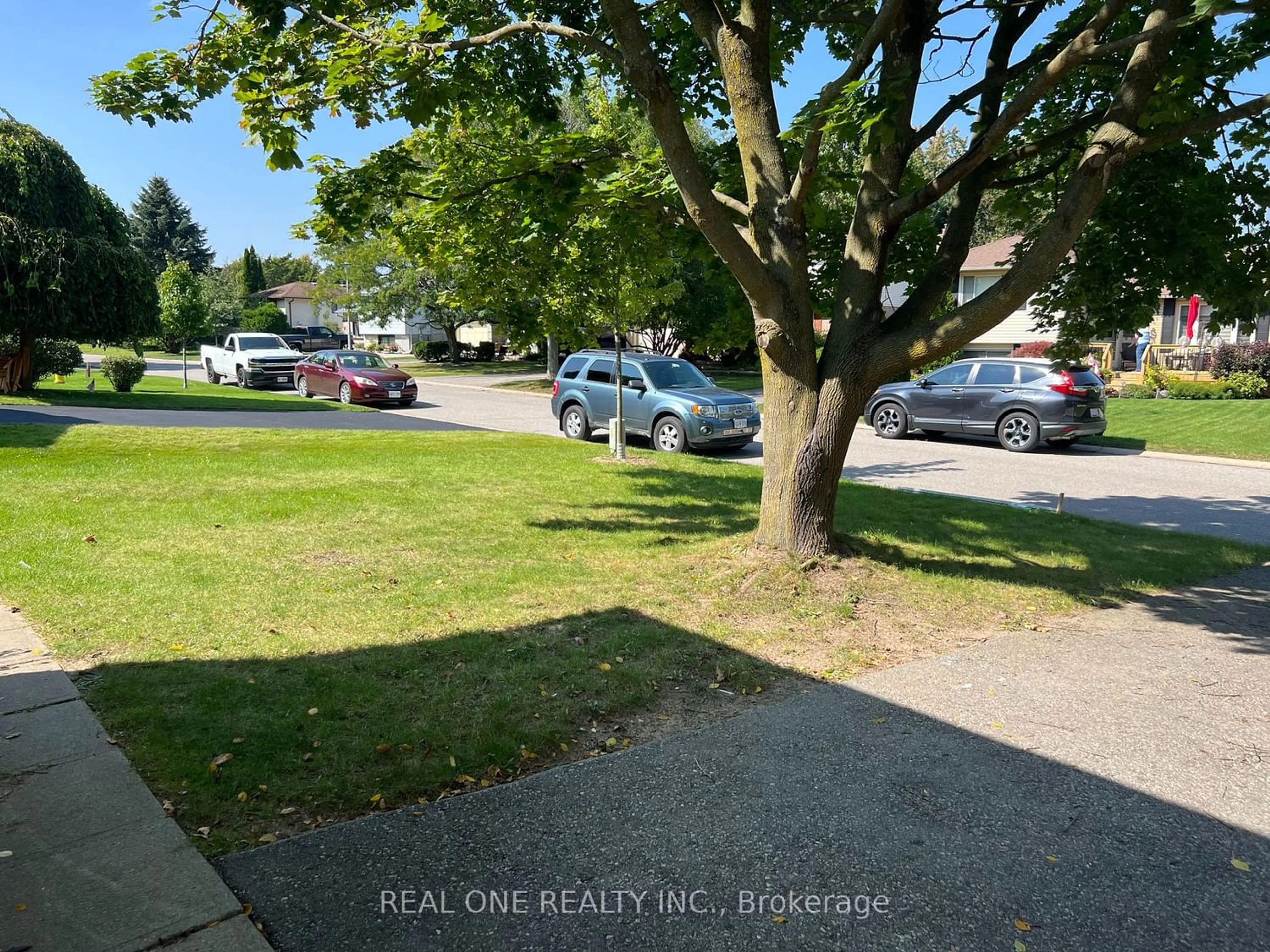Street view for 44 Banting Cres, London Ontario N6G 4G2