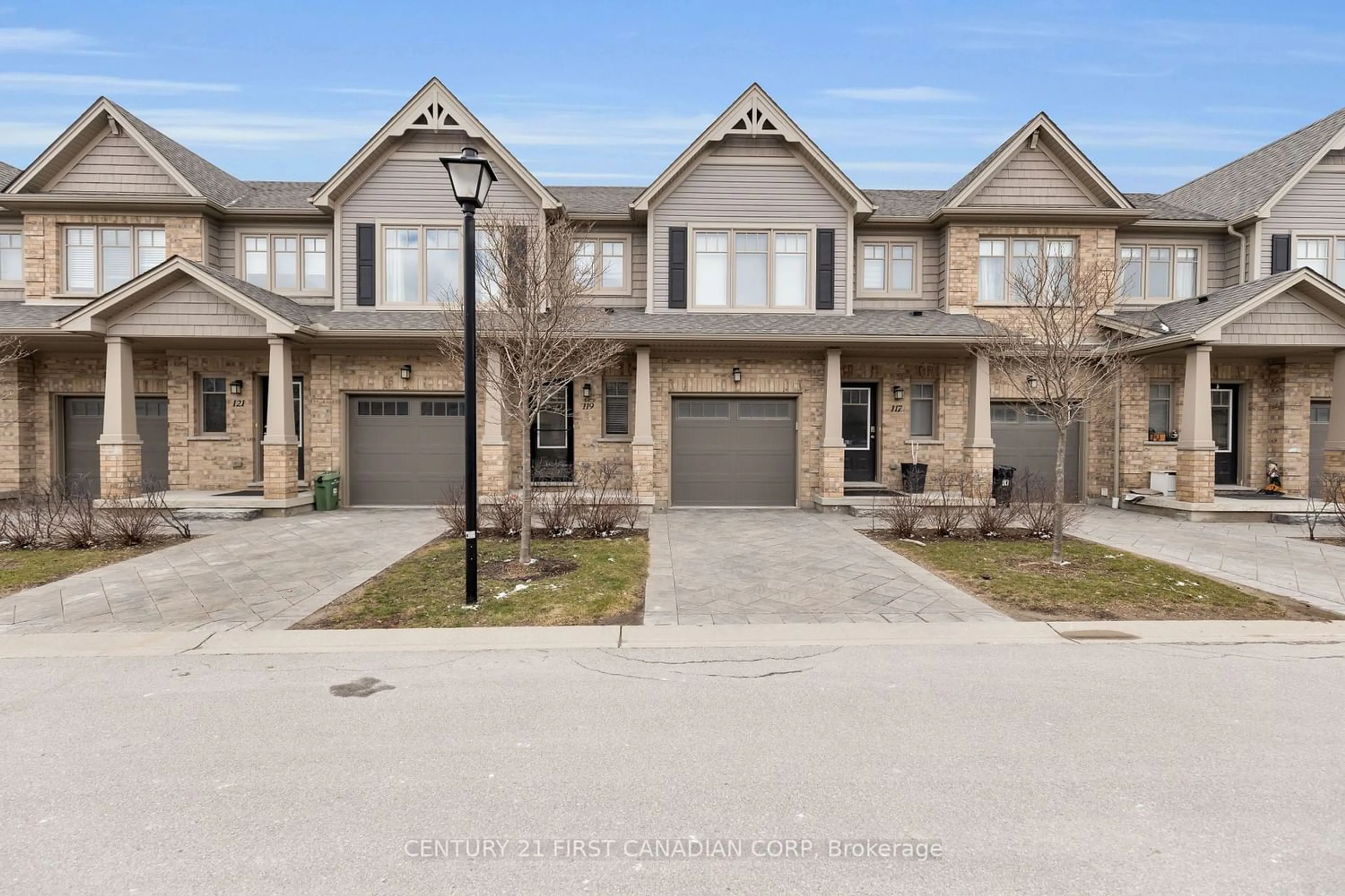 A pic from exterior of the house or condo for 1924 Cedarhollow Blvd #119, London Ontario N5X 0K3