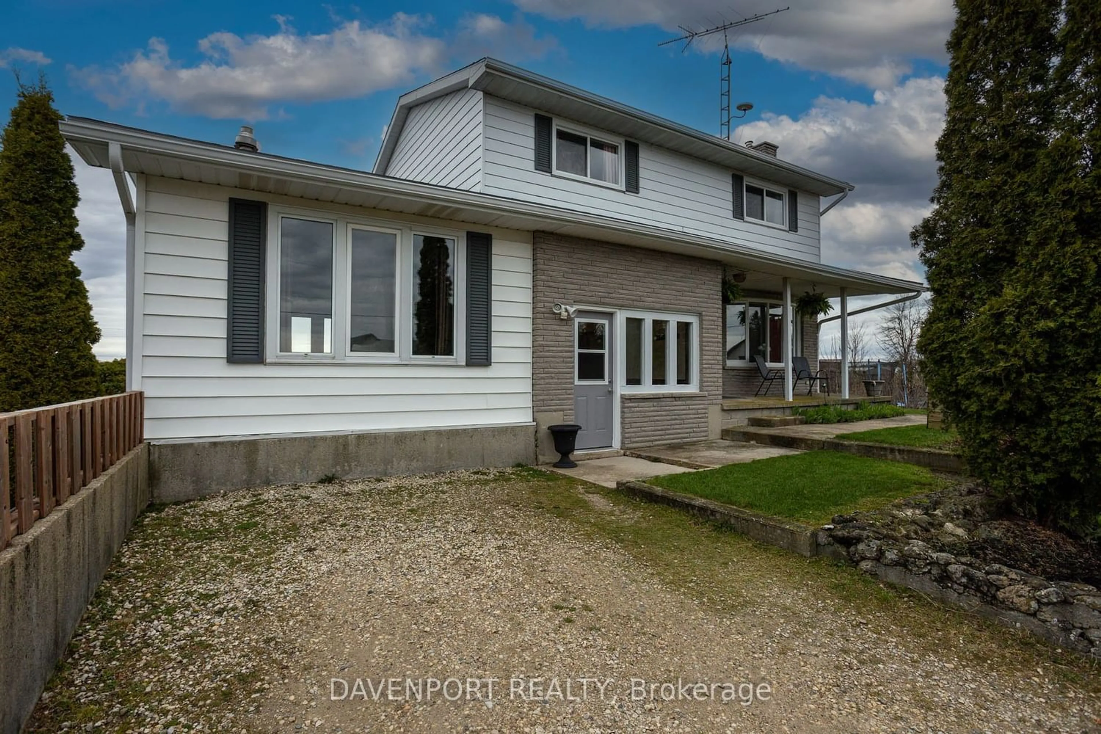 Frontside or backside of a home for 224241 Southgate 22 Rd, Southgate Ontario N0G 2A0