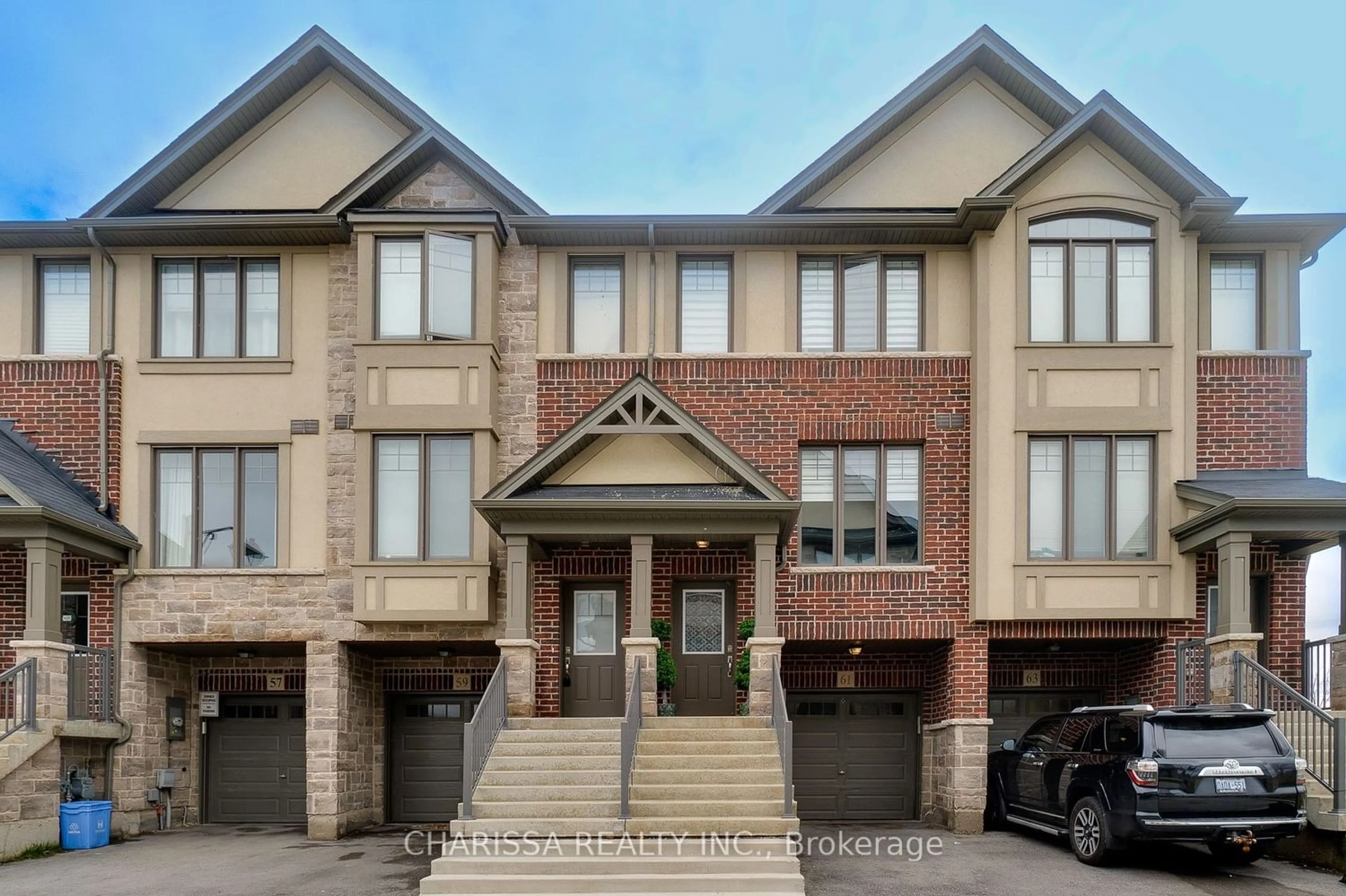 A pic from exterior of the house or condo for 61 Farley Lane, Hamilton Ontario L9G 0H2