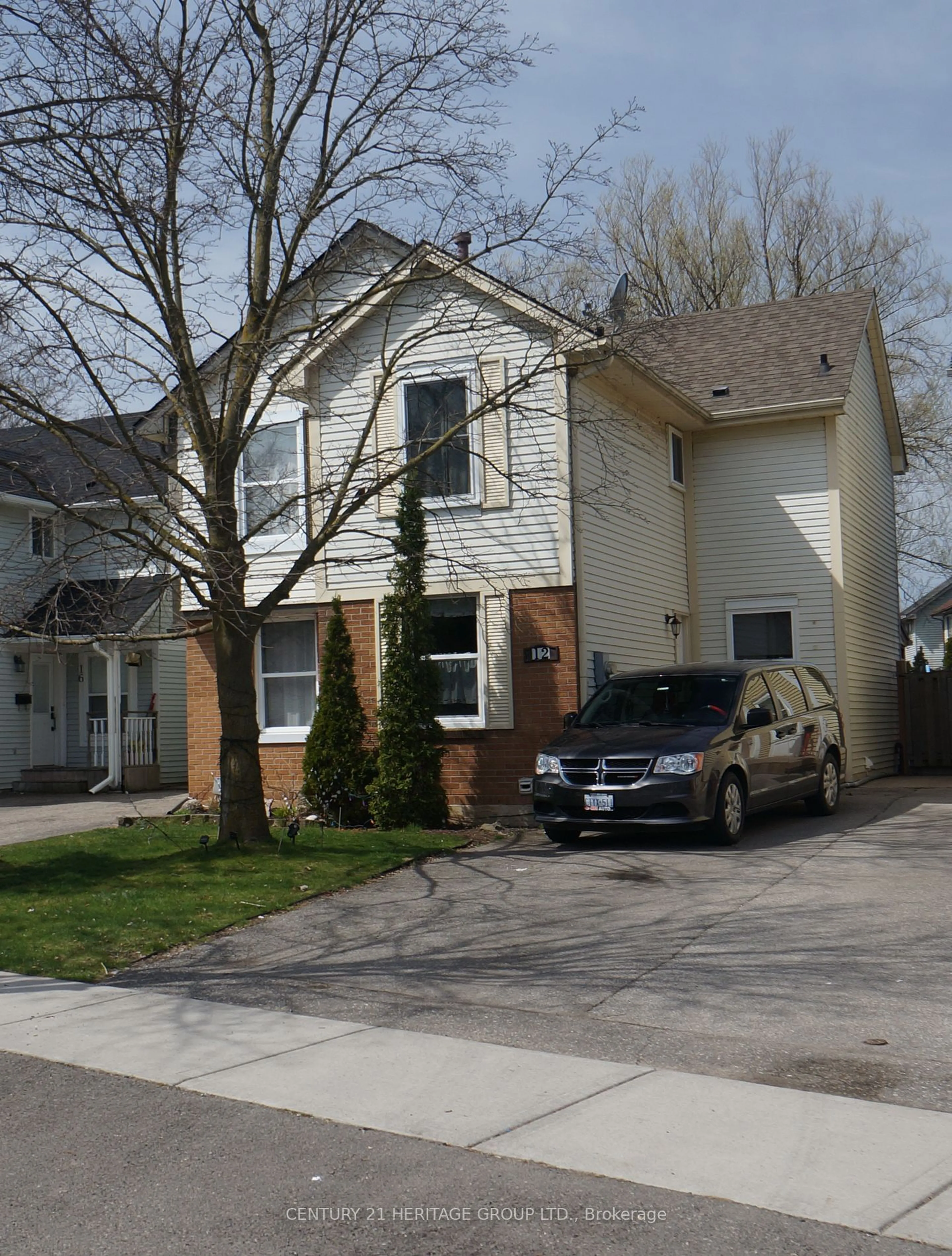 Frontside or backside of a home for 12 Enfield Cres, Brantford Ontario N3P 1B2