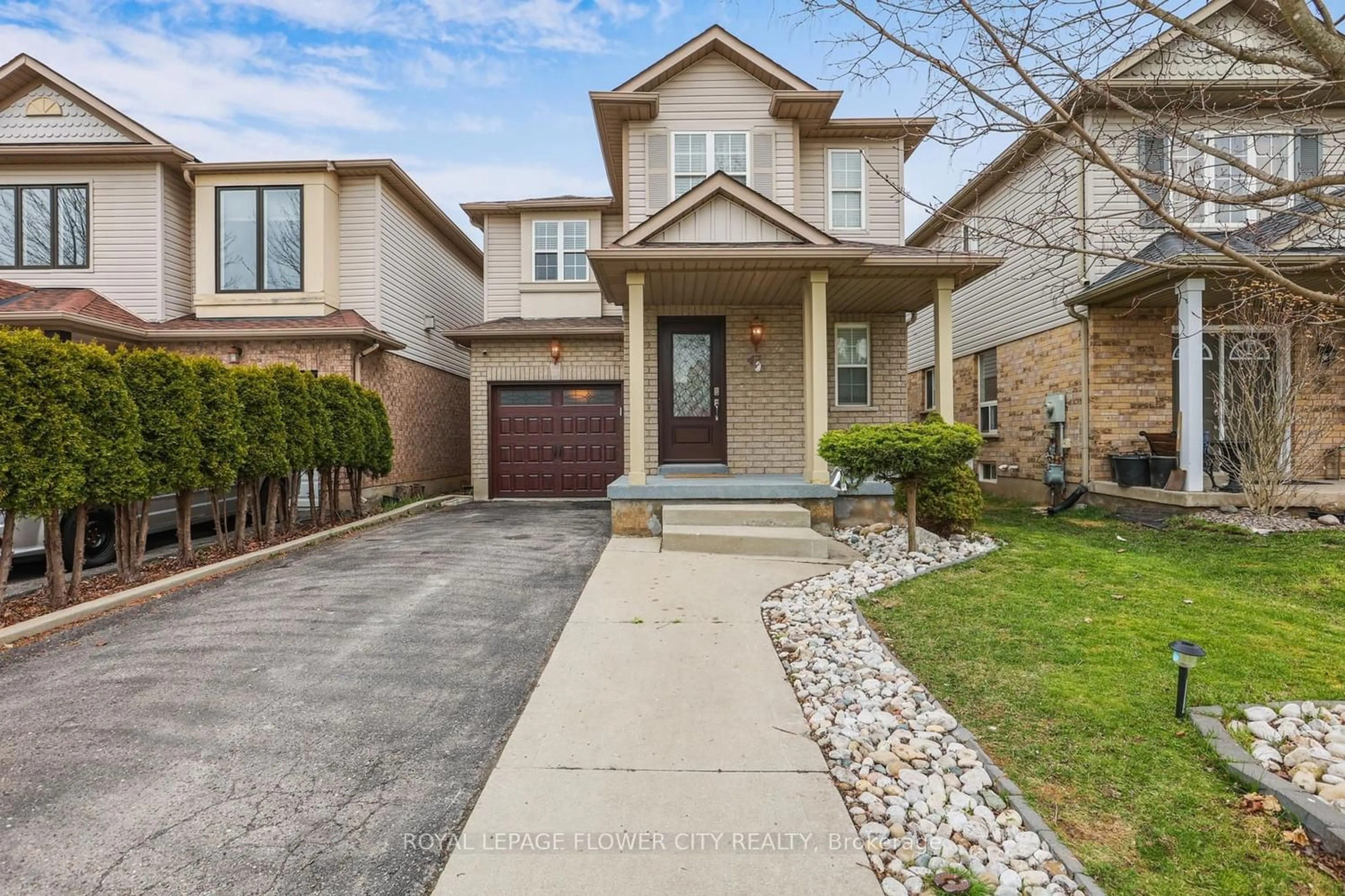 Frontside or backside of a home for 47 Flockhart Rd, Cambridge Ontario N1P 1G2