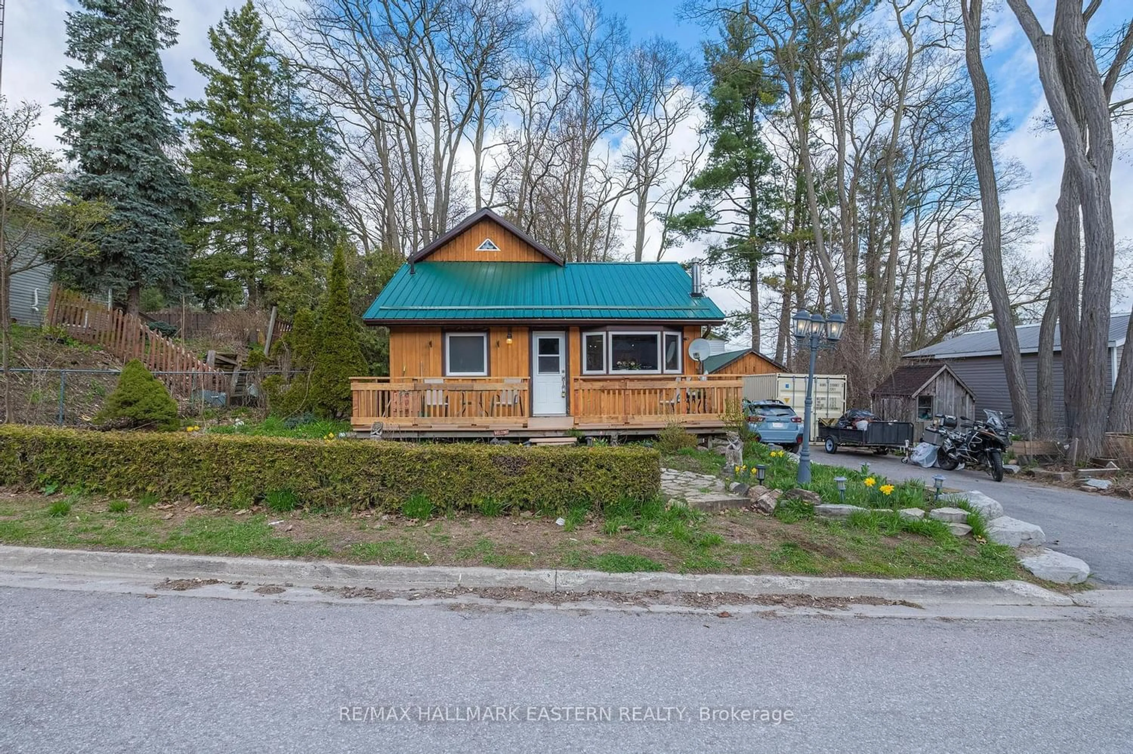 Cottage for 7066 Waverly St, Hamilton Township Ontario K0L 1E0