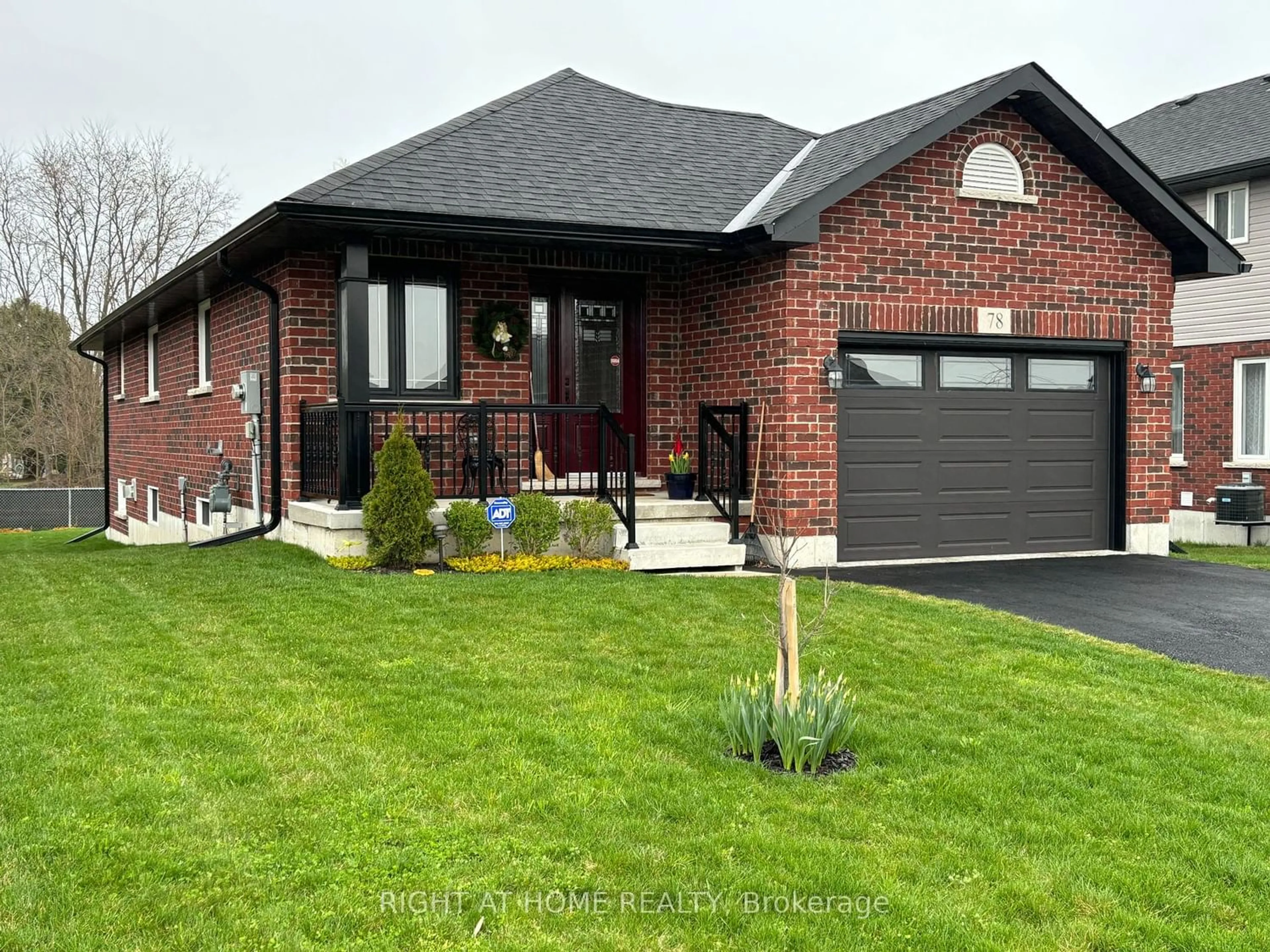 Home with brick exterior material for 78 Helen St, Asphodel-Norwood Ontario K0L 2V0