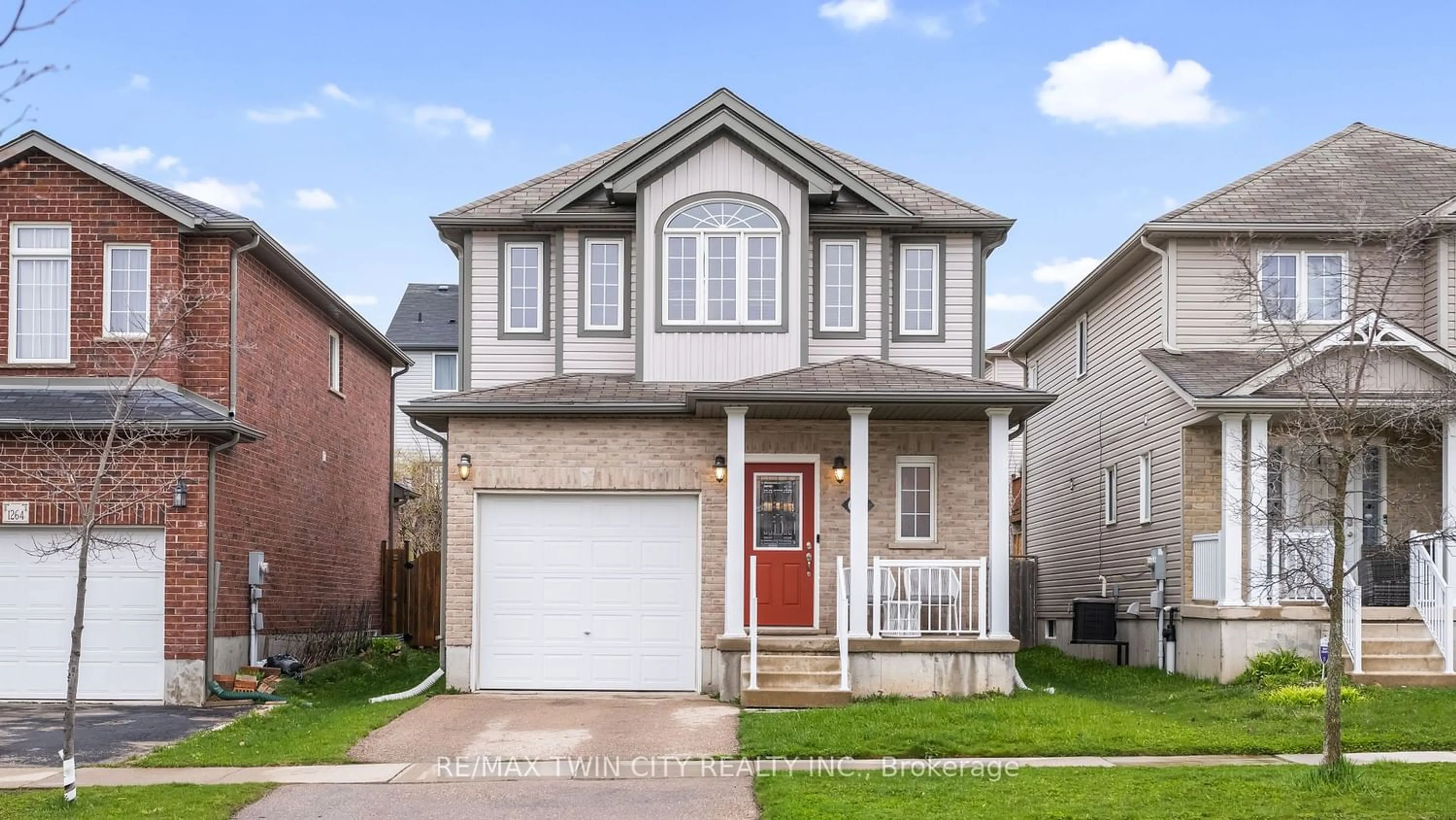 Frontside or backside of a home for 1260 Countrystone Dr, Kitchener Ontario N2N 3S4
