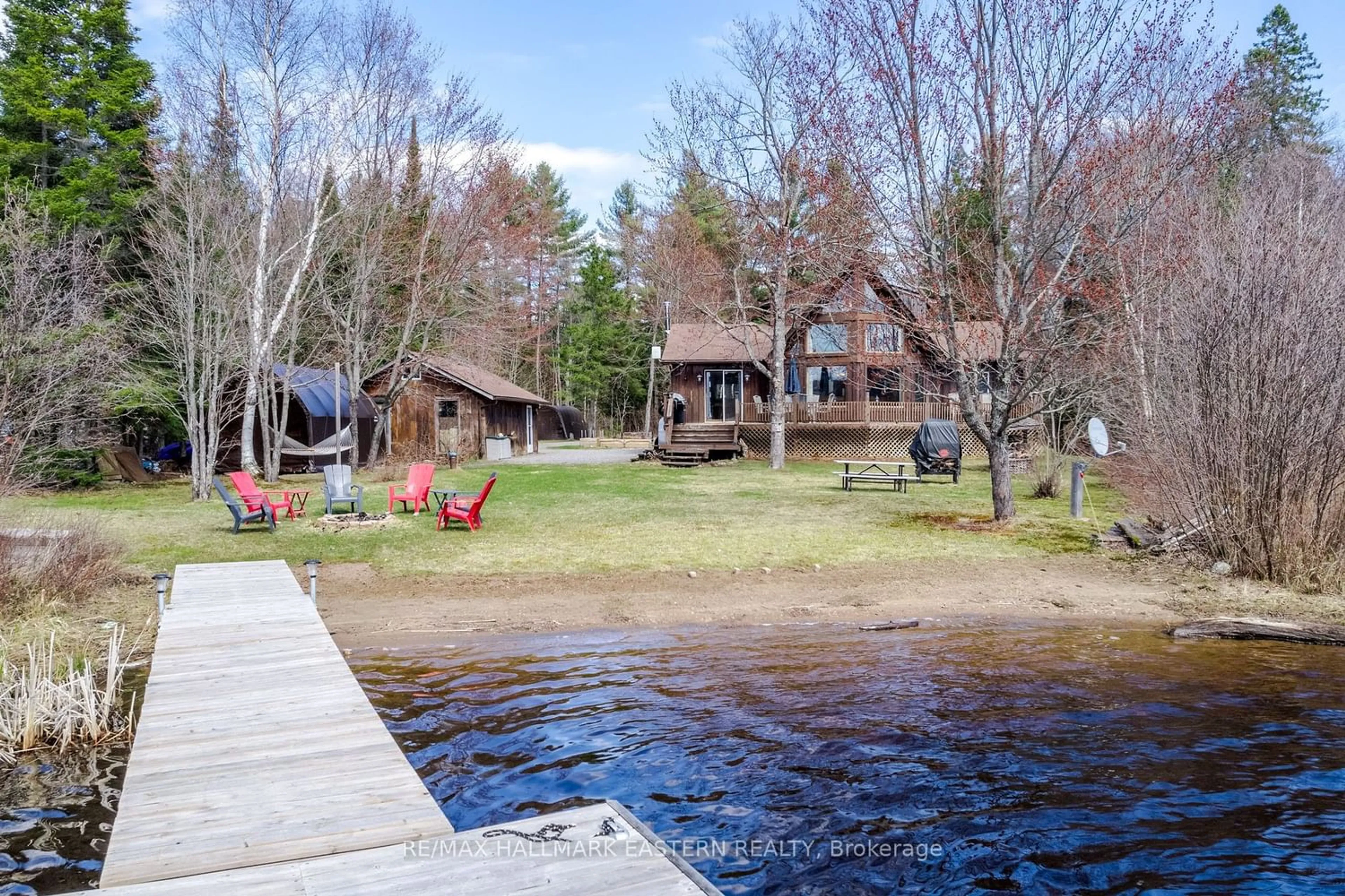 Cottage for 152A Paradise Landing Rd, Hastings Highlands Ontario K0L 2S0