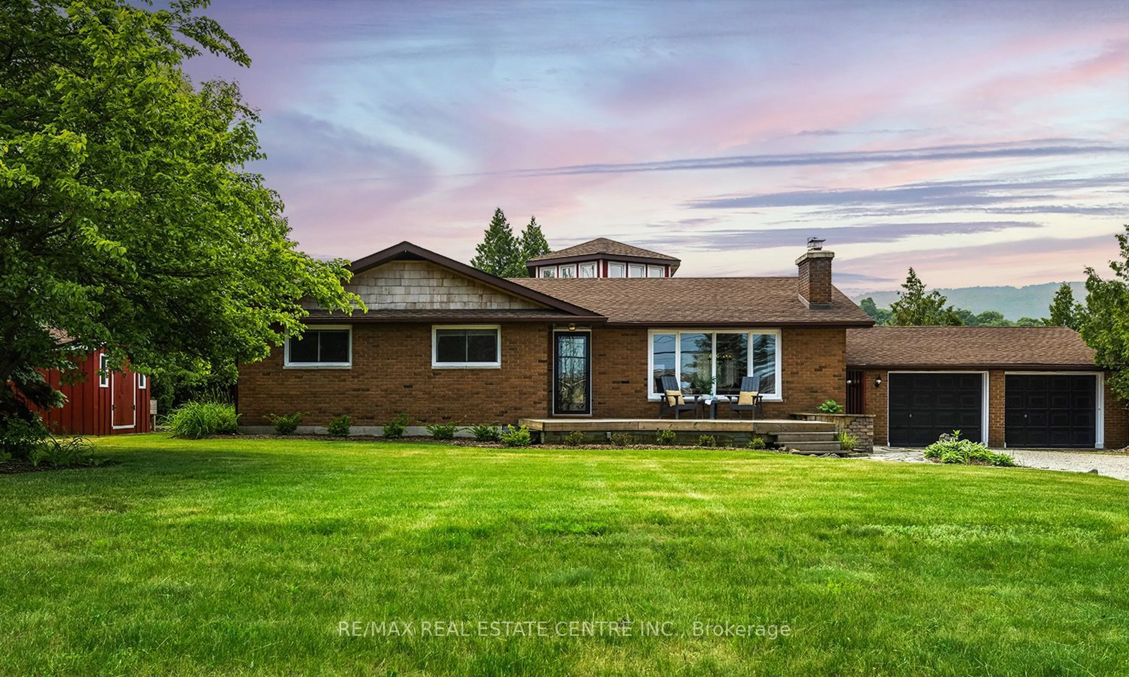 Frontside or backside of a home for 188 Lakeshore Rd, Blue Mountains Ontario L9Y 0M9