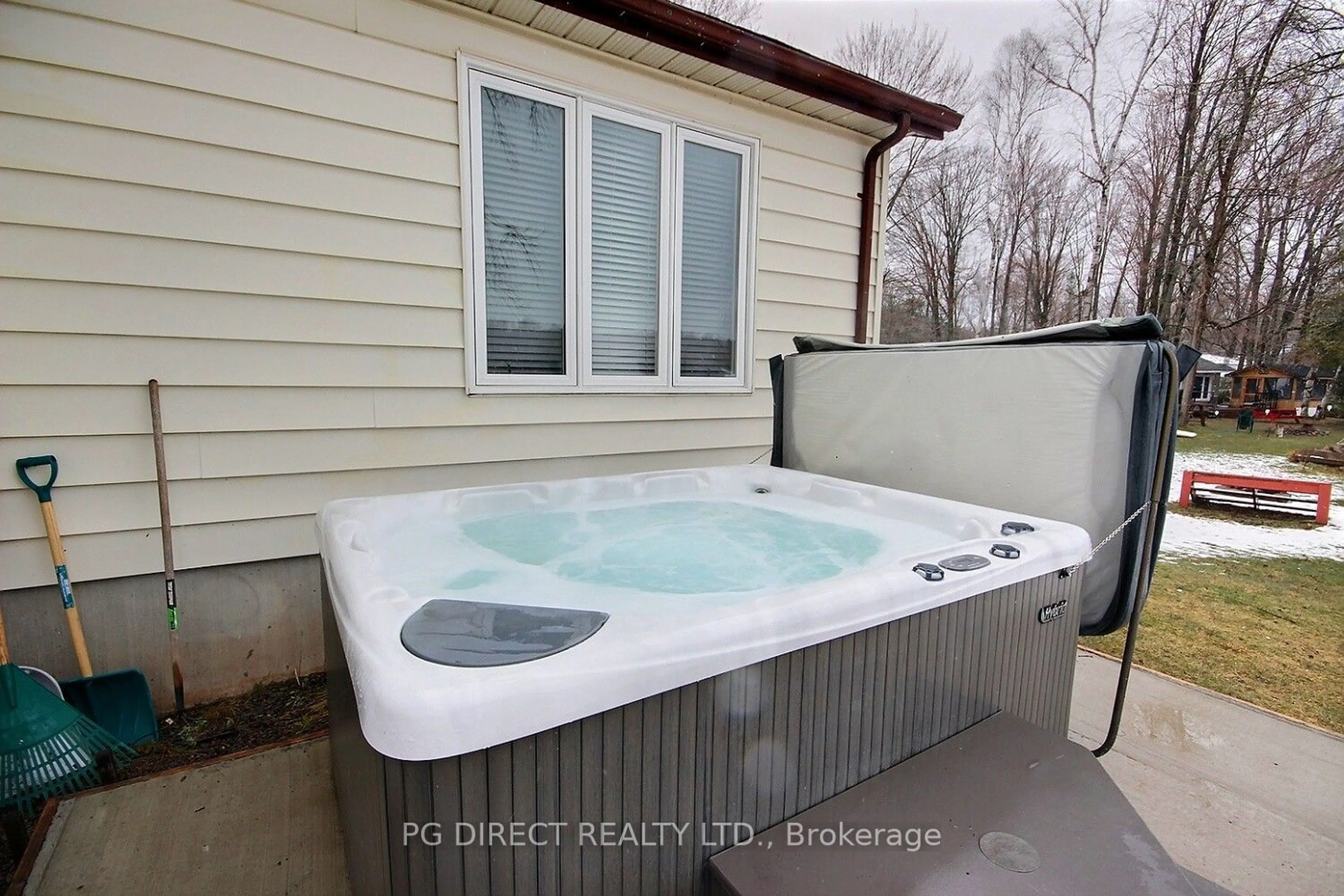 Indoor or outdoor pool for 579 Pine Point Lane, Madoc Ontario K0K 2K0
