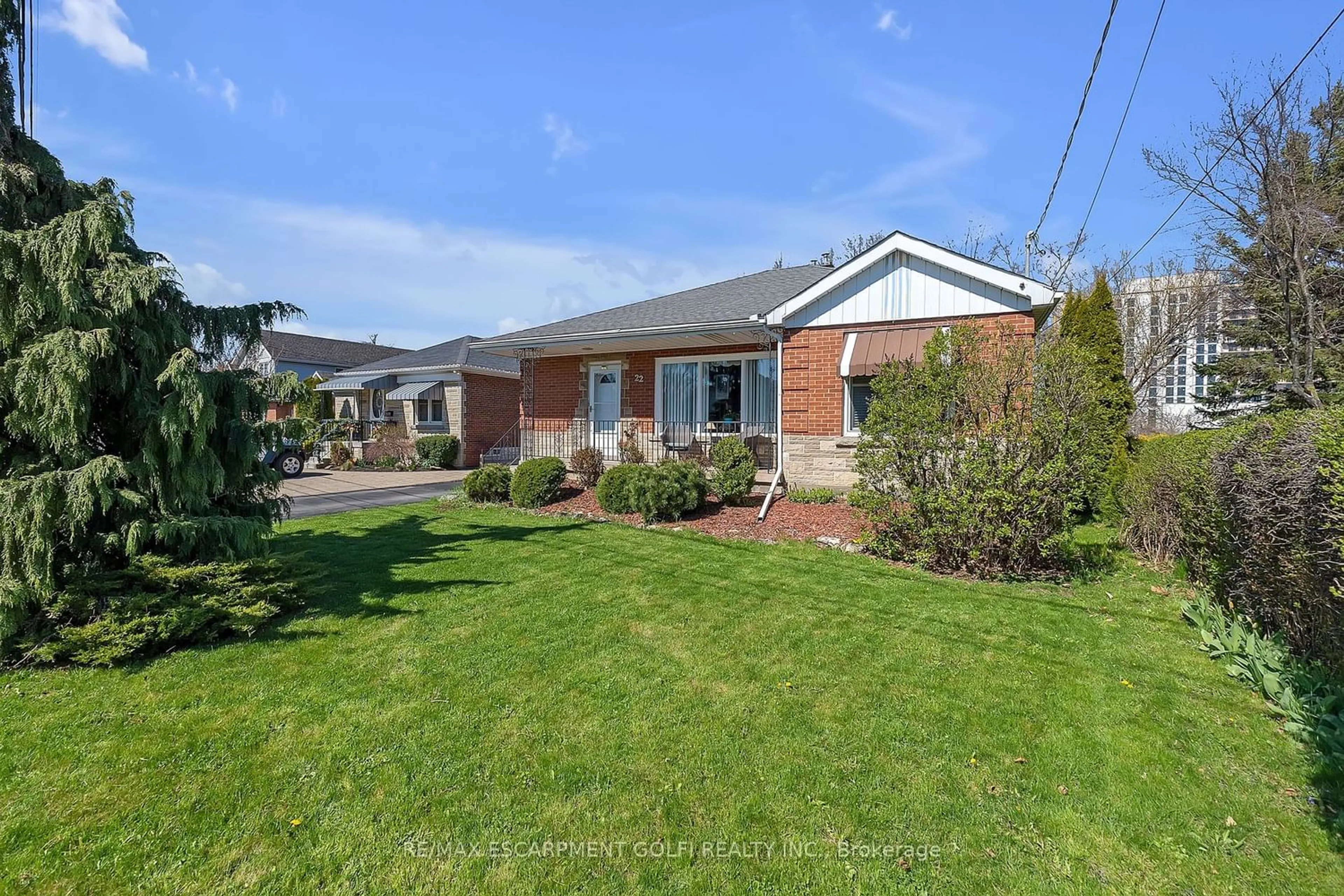 Frontside or backside of a home for 22 Galbraith Dr, Hamilton Ontario L8G 1Z8