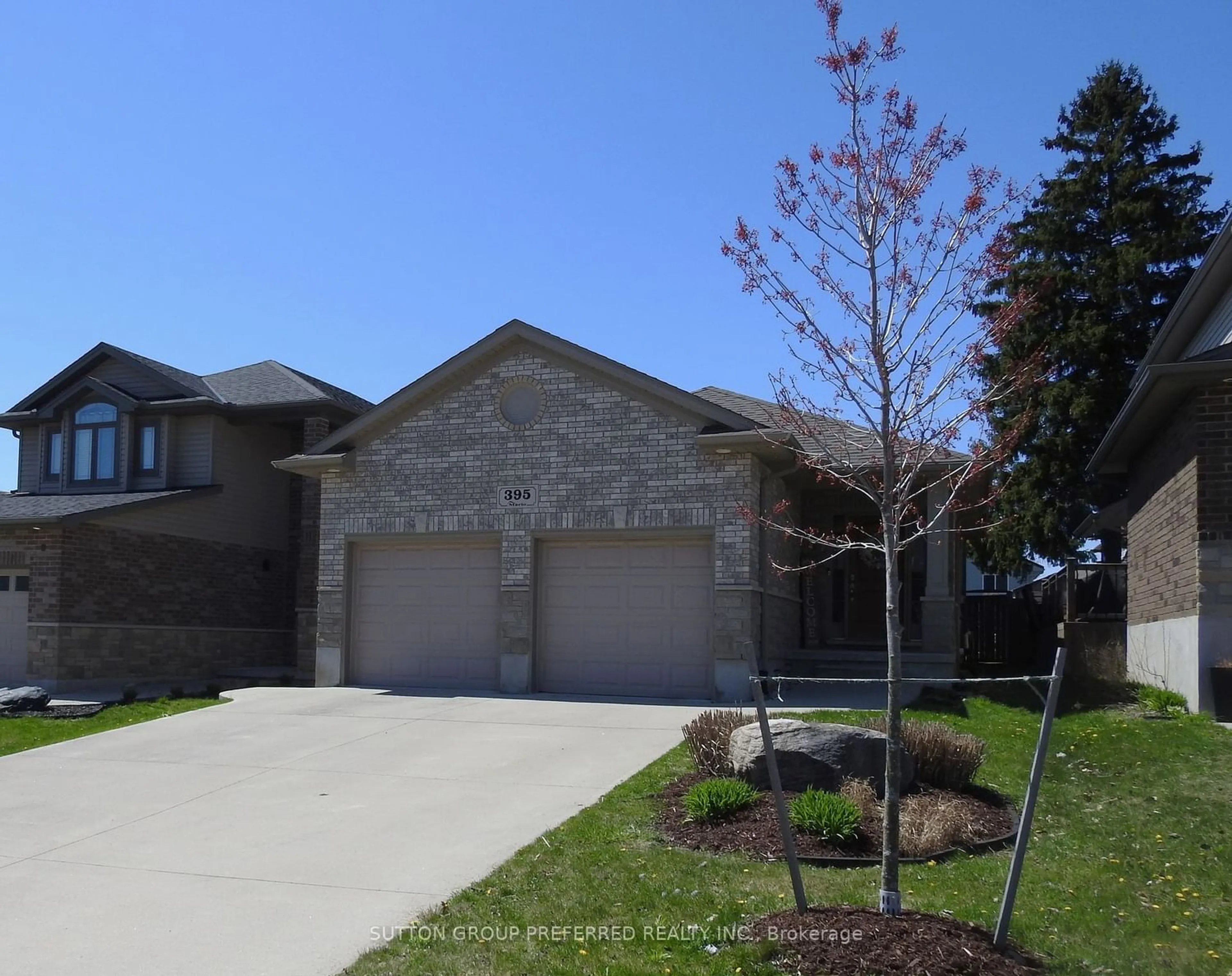 Frontside or backside of a home for 395 Bourdeau Rd, London Ontario N5W 0A1