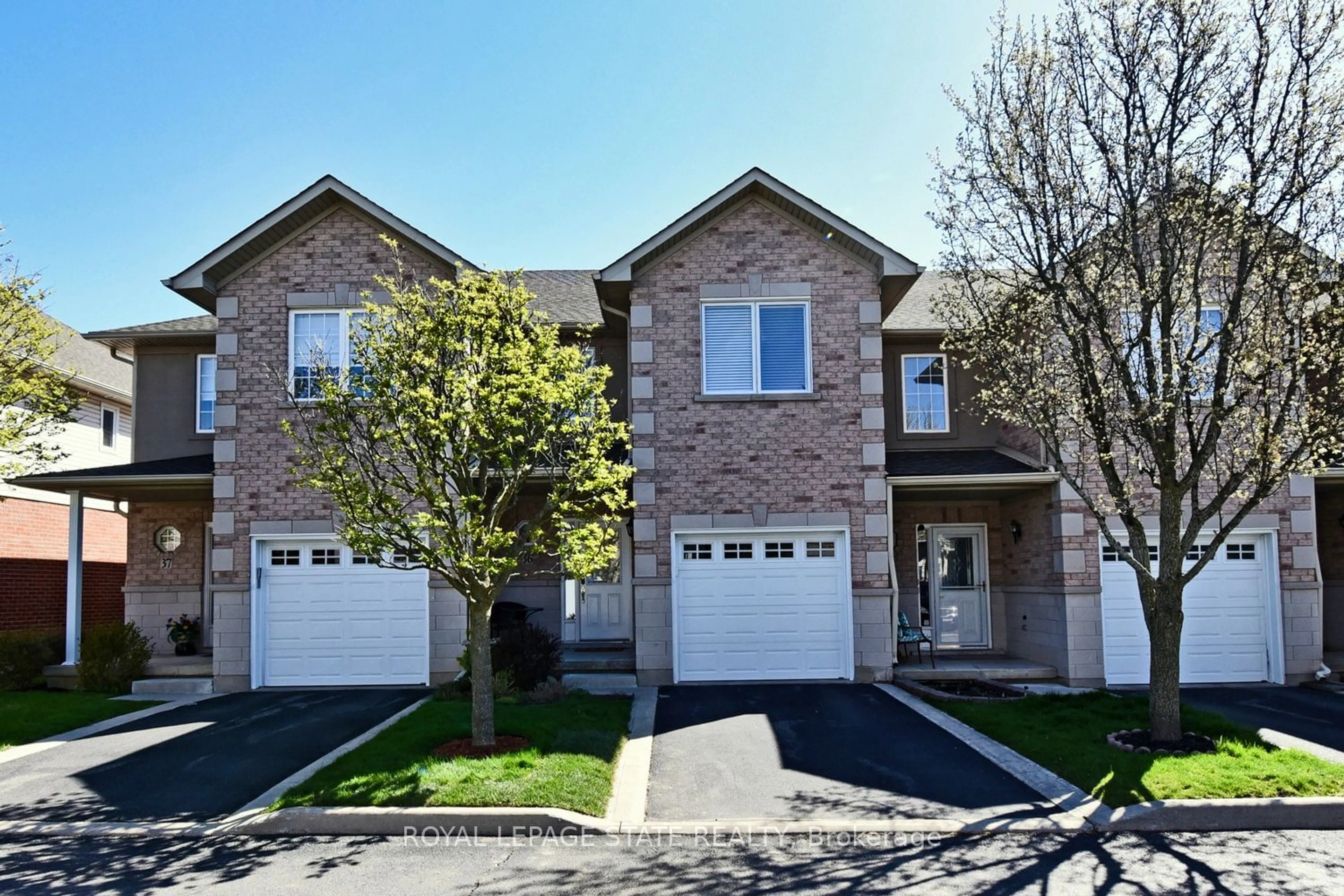 A pic from exterior of the house or condo for 81 Valridge Dr #36, Hamilton Ontario L9G 5B6