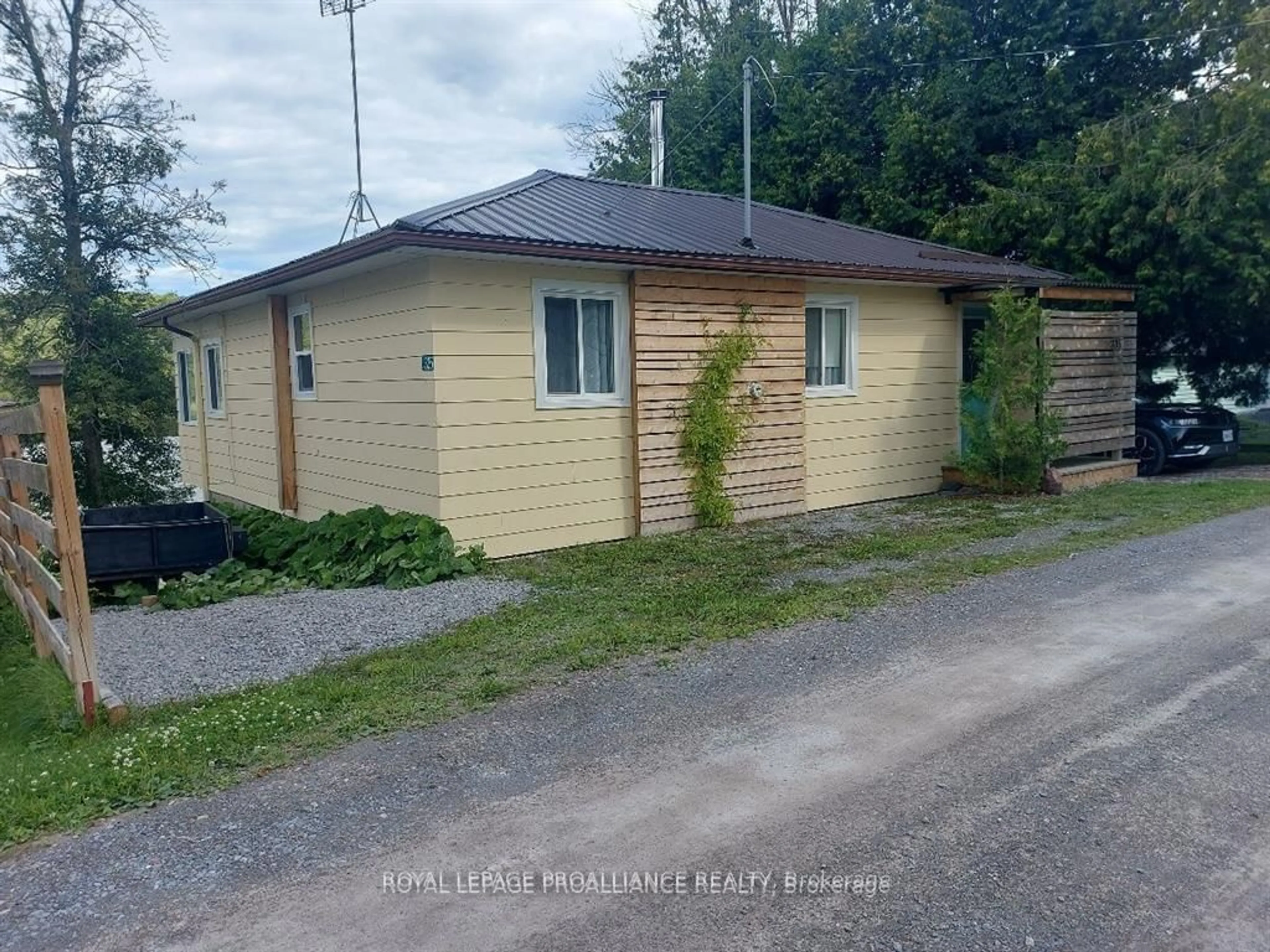 Frontside or backside of a home for 335 Rainbow Dr, Otonabee-South Monaghan Ontario K0L 1B0