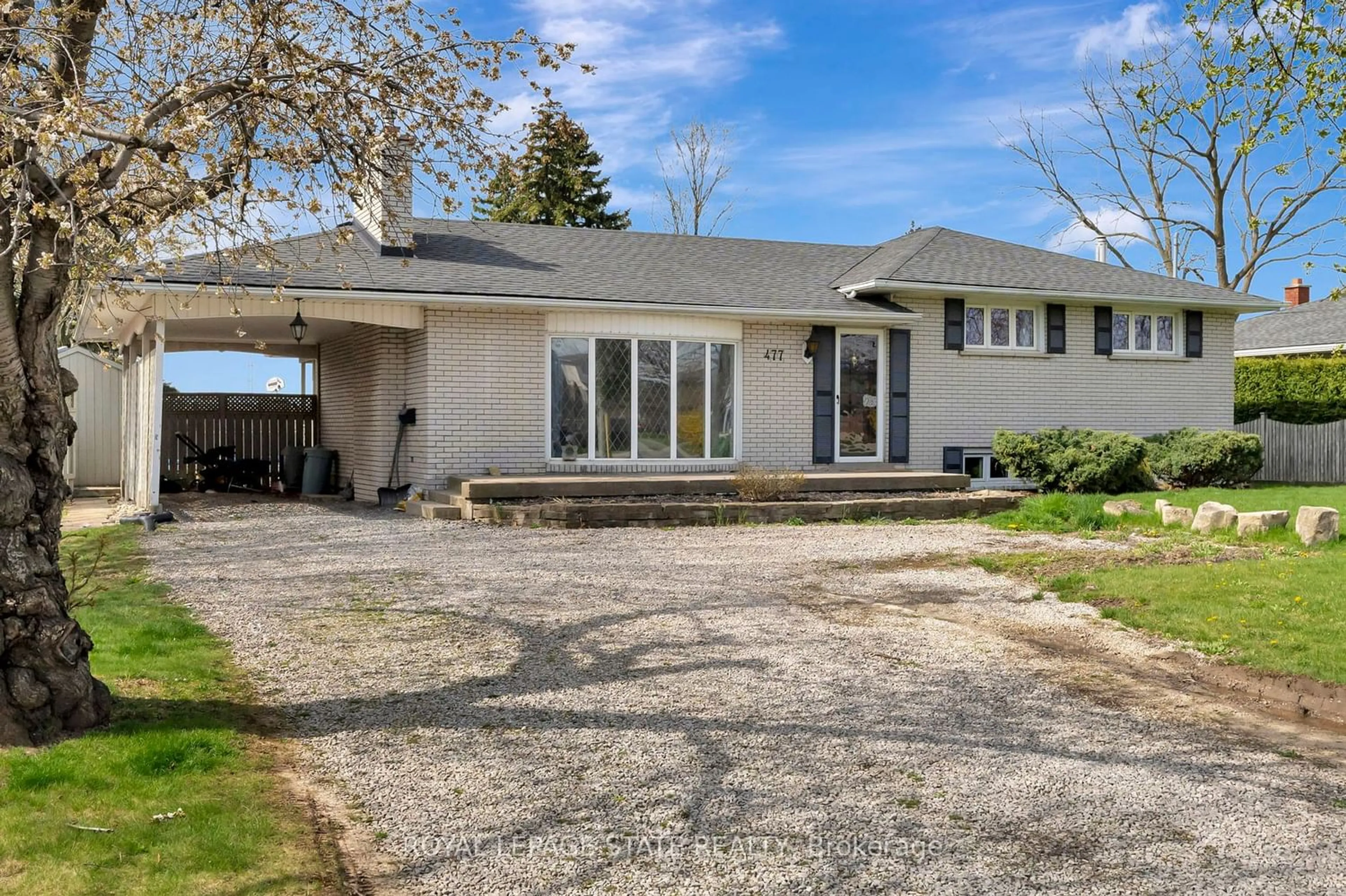 Frontside or backside of a home for 477 Rymal Rd, Hamilton Ontario L9B 1B7