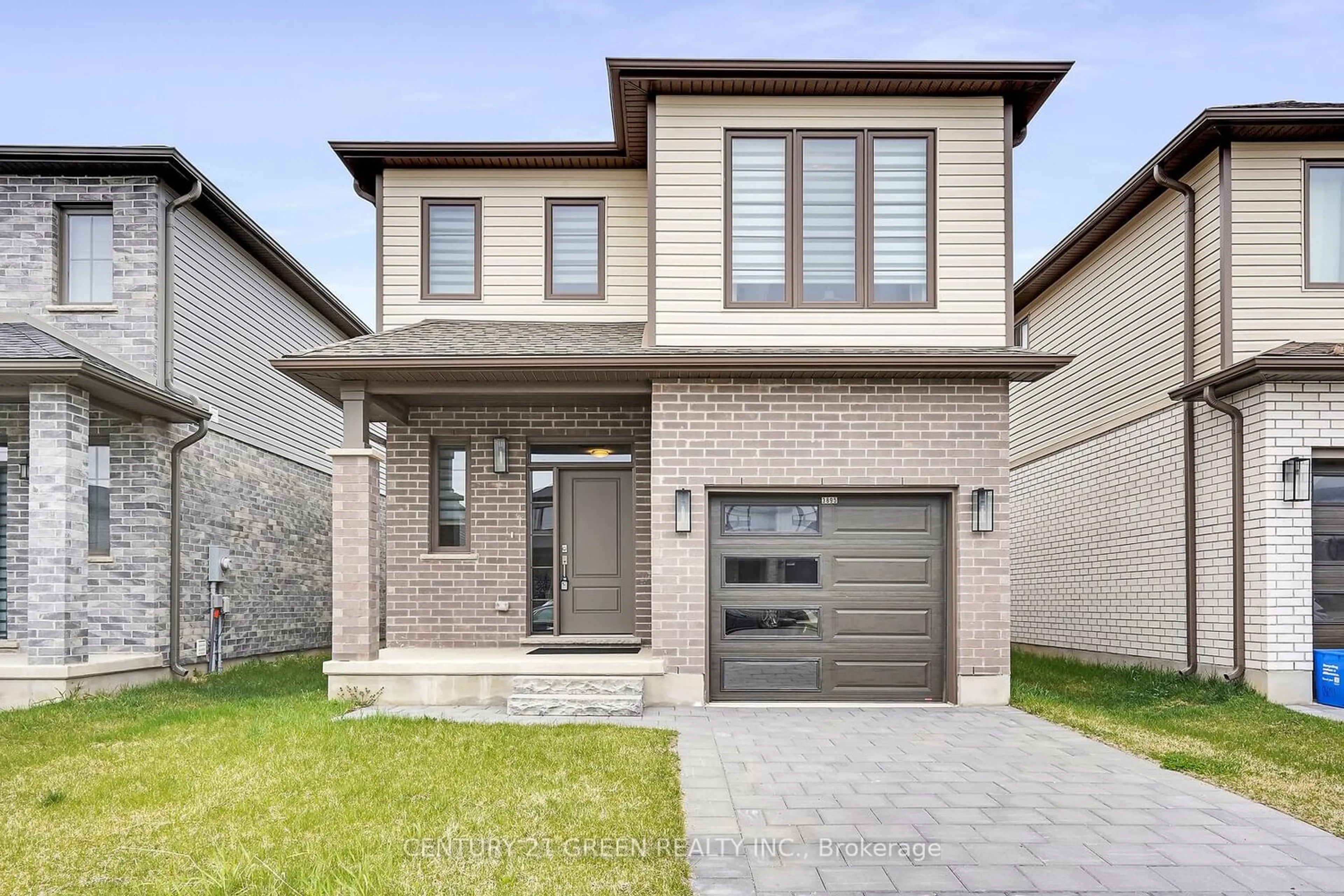 Home with brick exterior material for 3895 Auckland Ave, London Ontario N6L 0J3