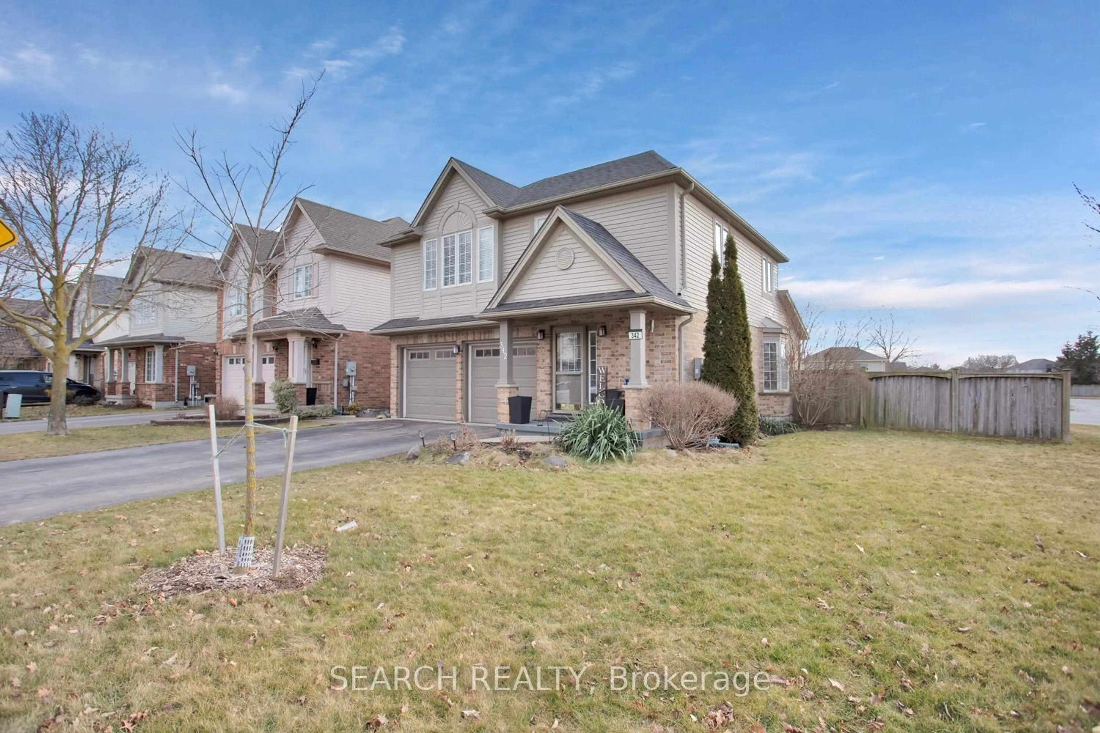 Frontside or backside of a home for 342 South Leaksdale Circ, London Ontario N6M 1K3