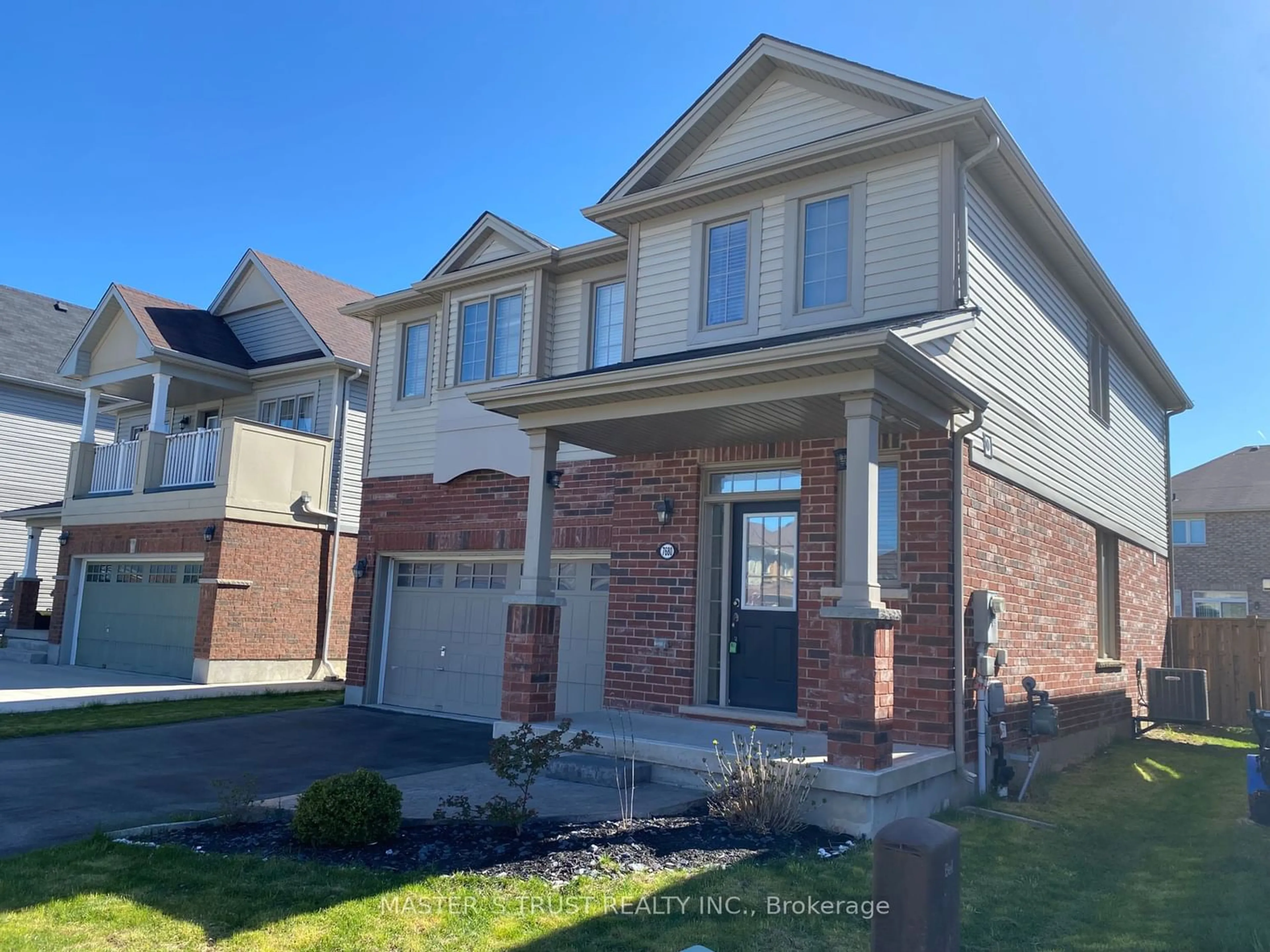 Home with brick exterior material for 7680 Butternut Blvd, Niagara Falls Ontario L2H 0K8