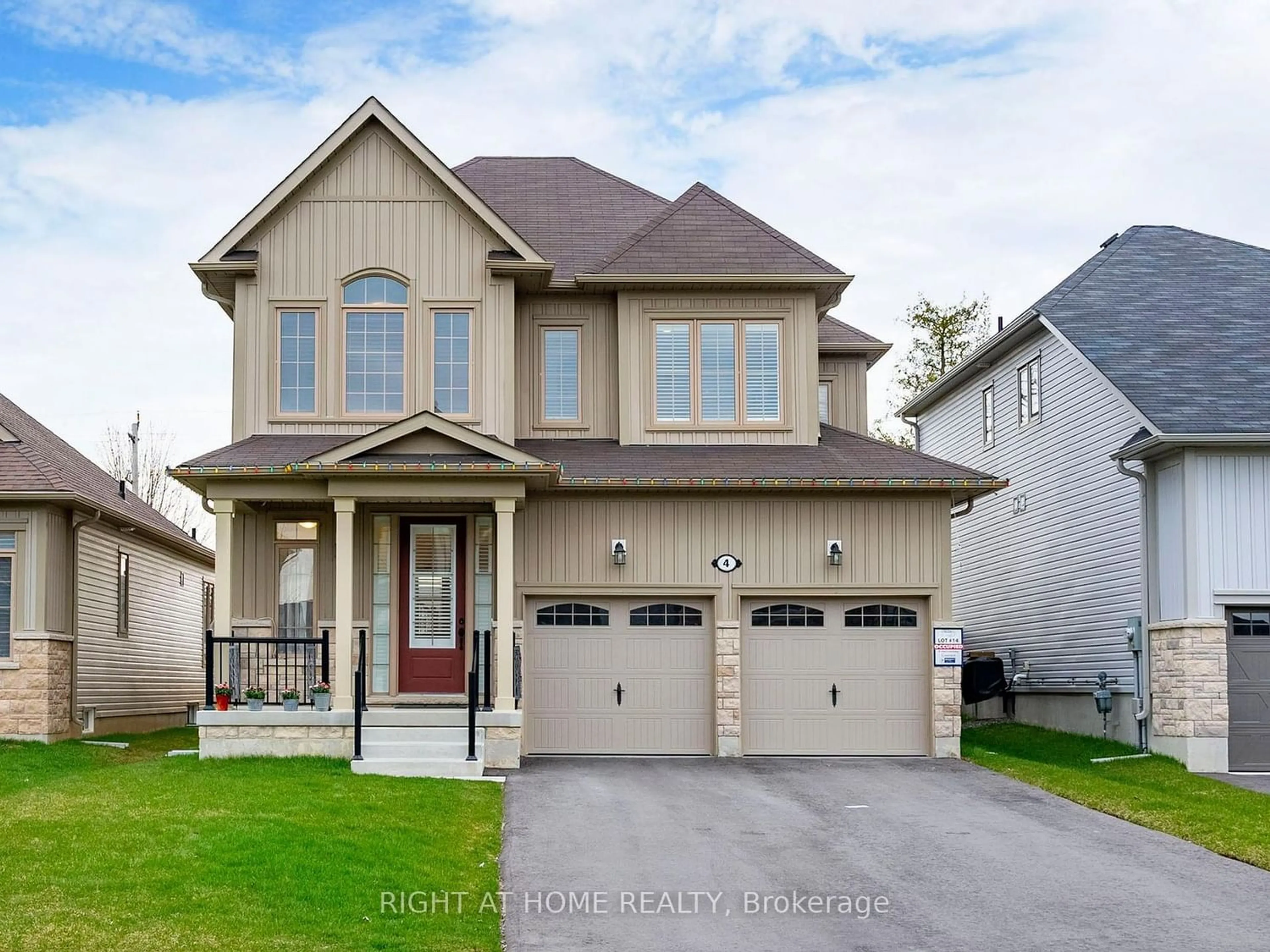 Frontside or backside of a home for 4 Hennessey Cres, Kawartha Lakes Ontario K9V 5P1