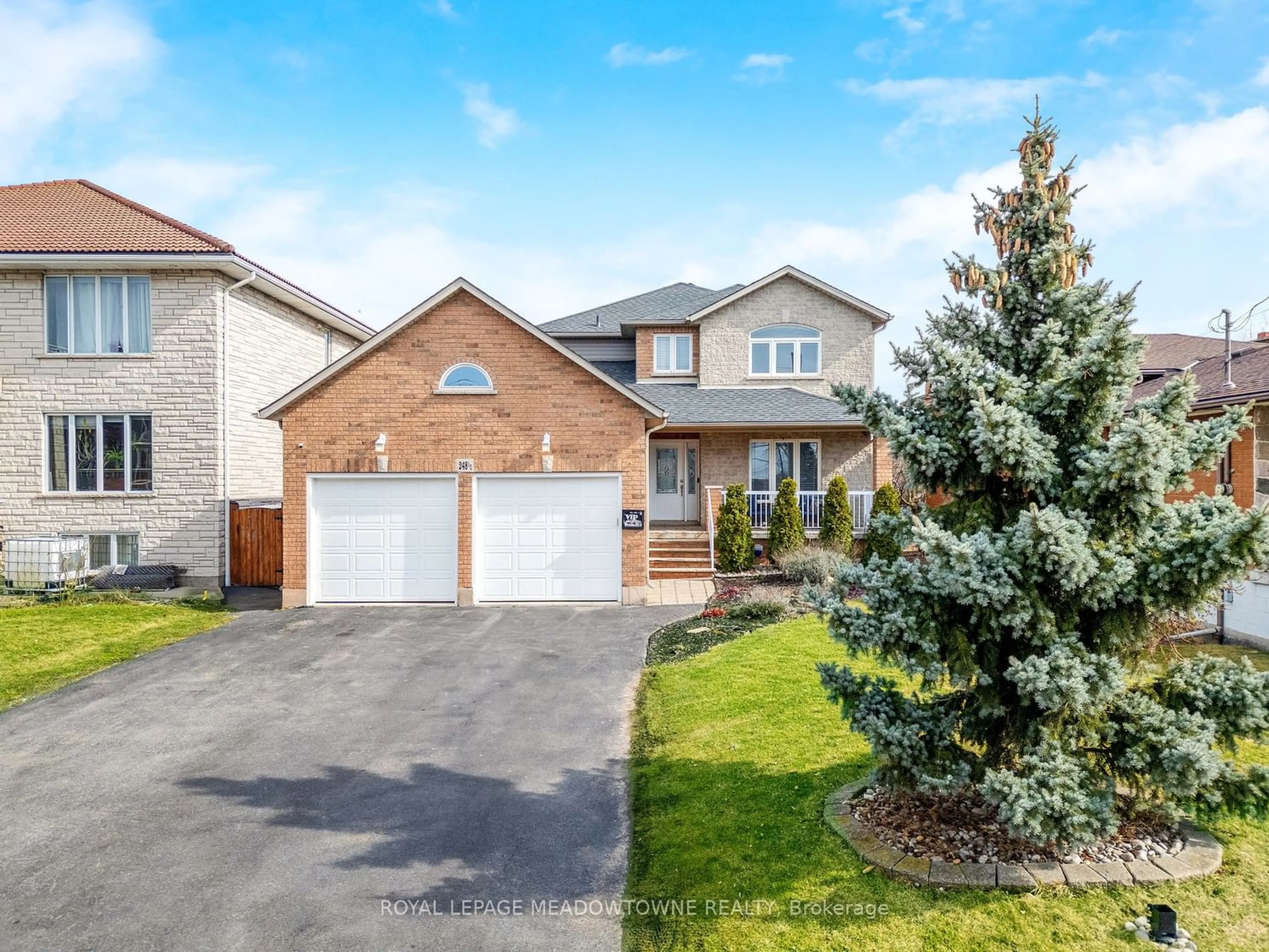 Frontside or backside of a home for 248 1/2 Millen Rd, Hamilton Ontario L8E 2G9