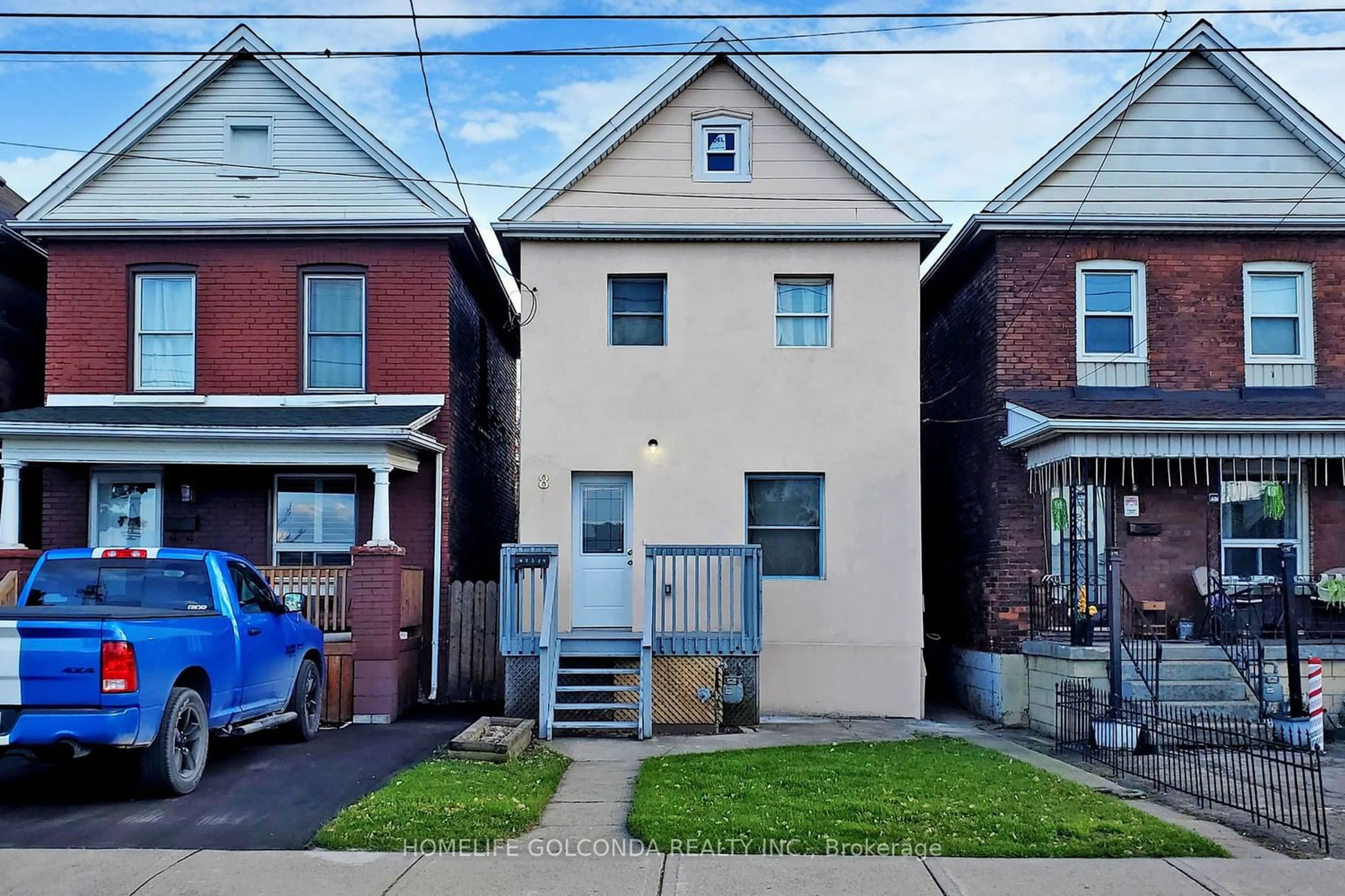 A pic from exterior of the house or condo for 8 Lloyd St, Hamilton Ontario L8L 3H4