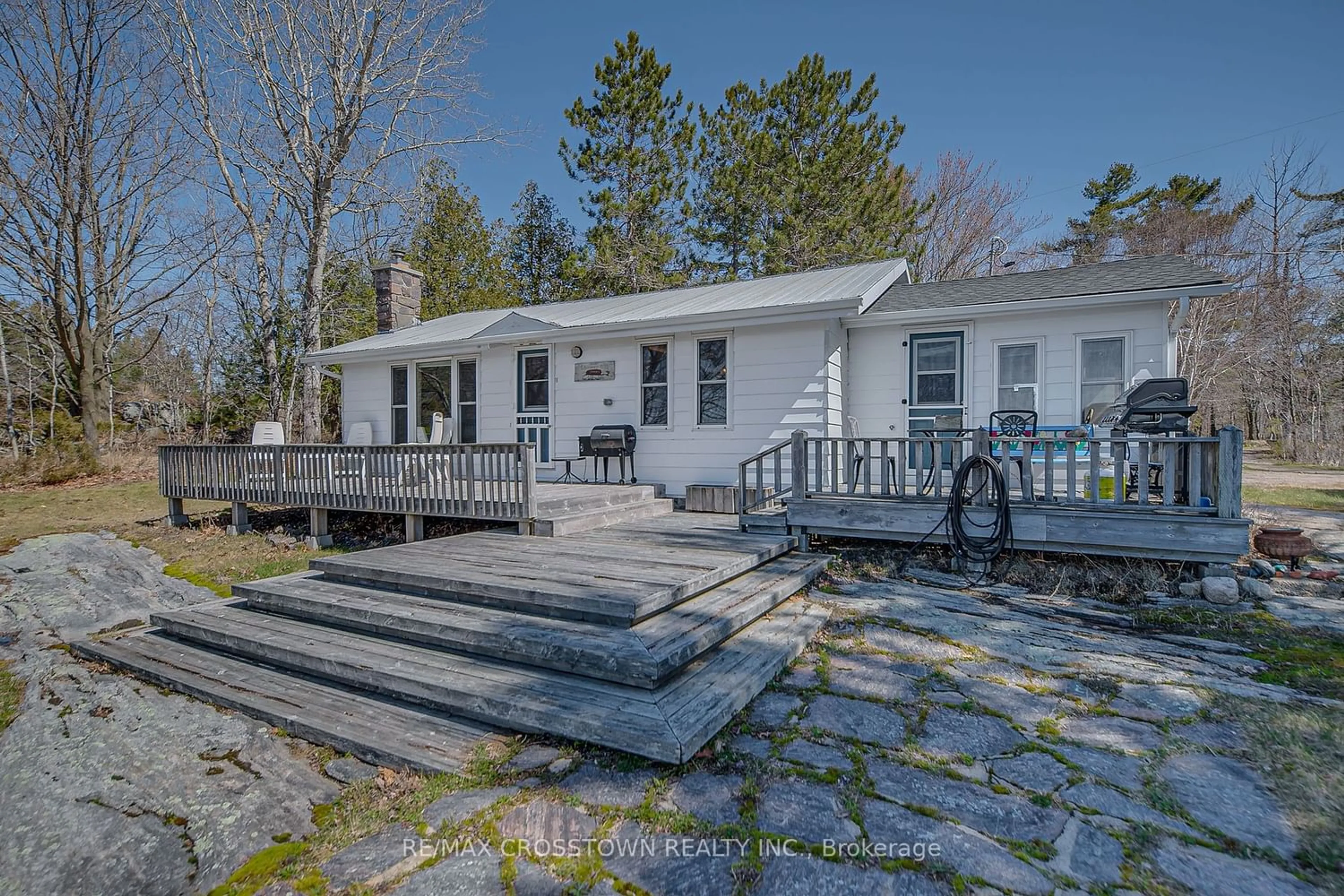Cottage for 5 Forsyth's Rd, Carling Ontario P0G 1G0