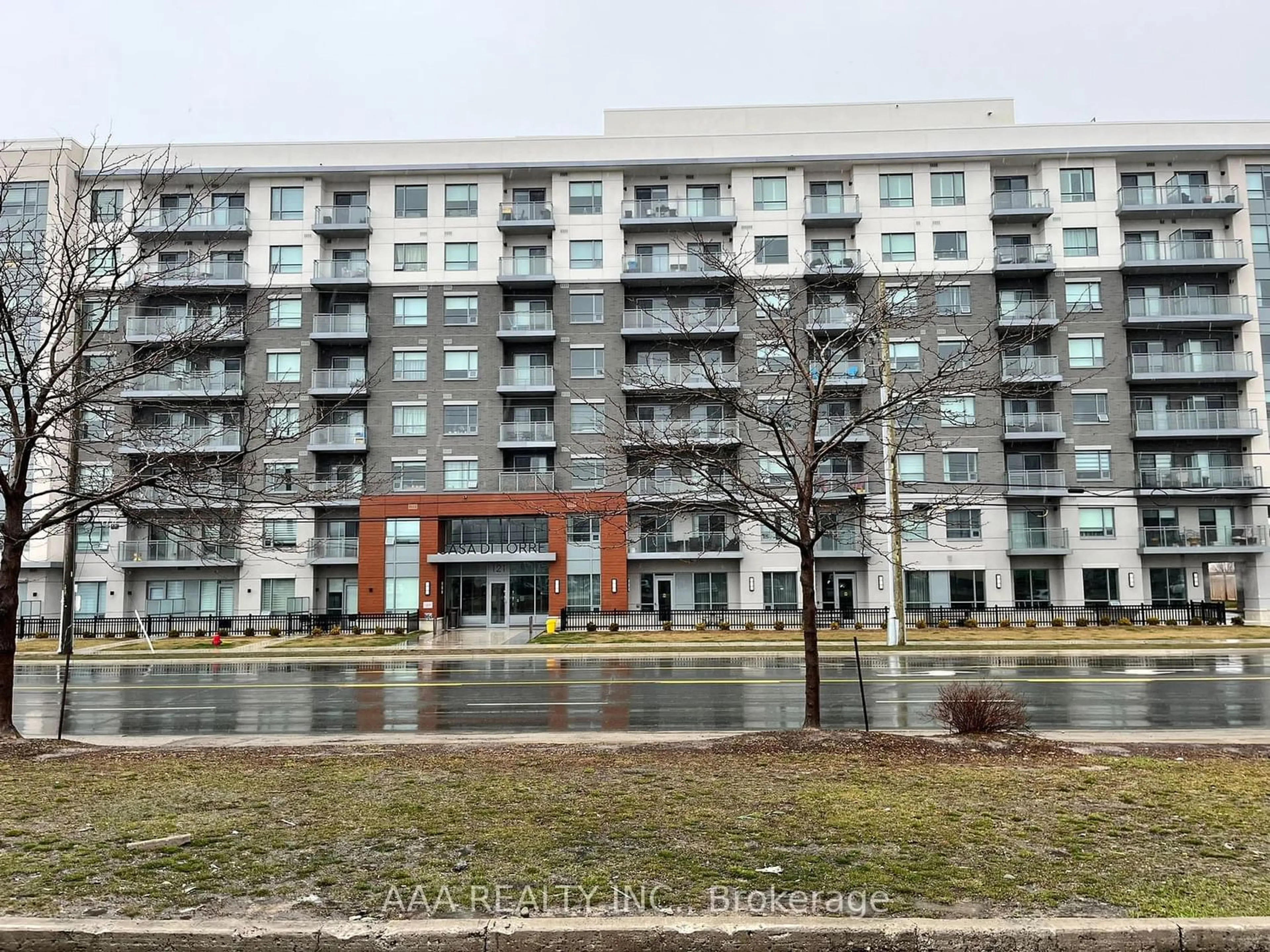 A pic from exterior of the house or condo for 121 Highway 8 #102, Hamilton Ontario L8G 0A3