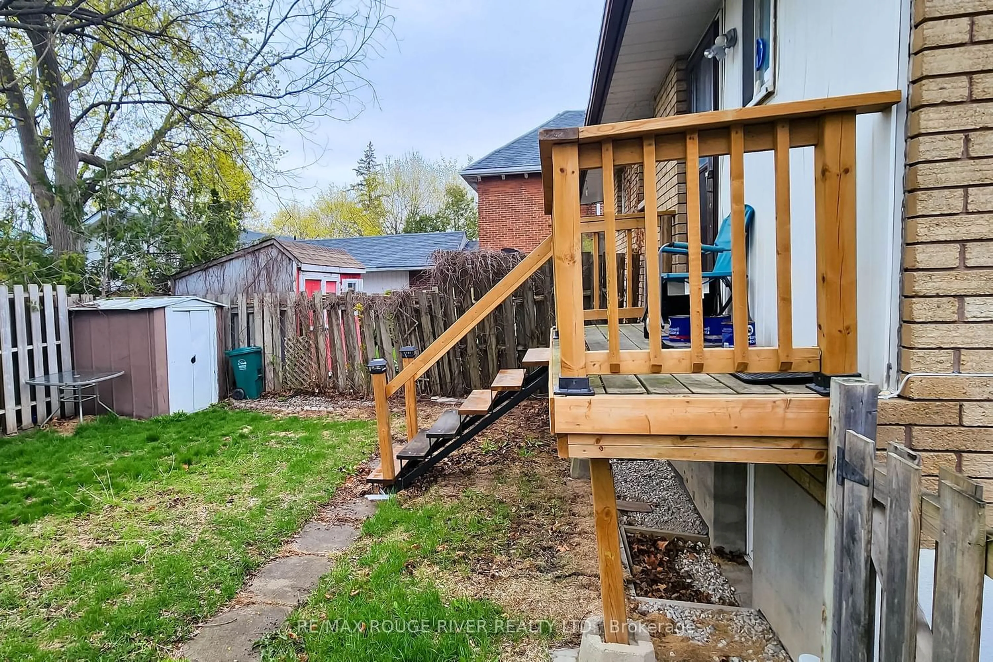 Patio for 60 Catharine St, Belleville Ontario K8P 1L7