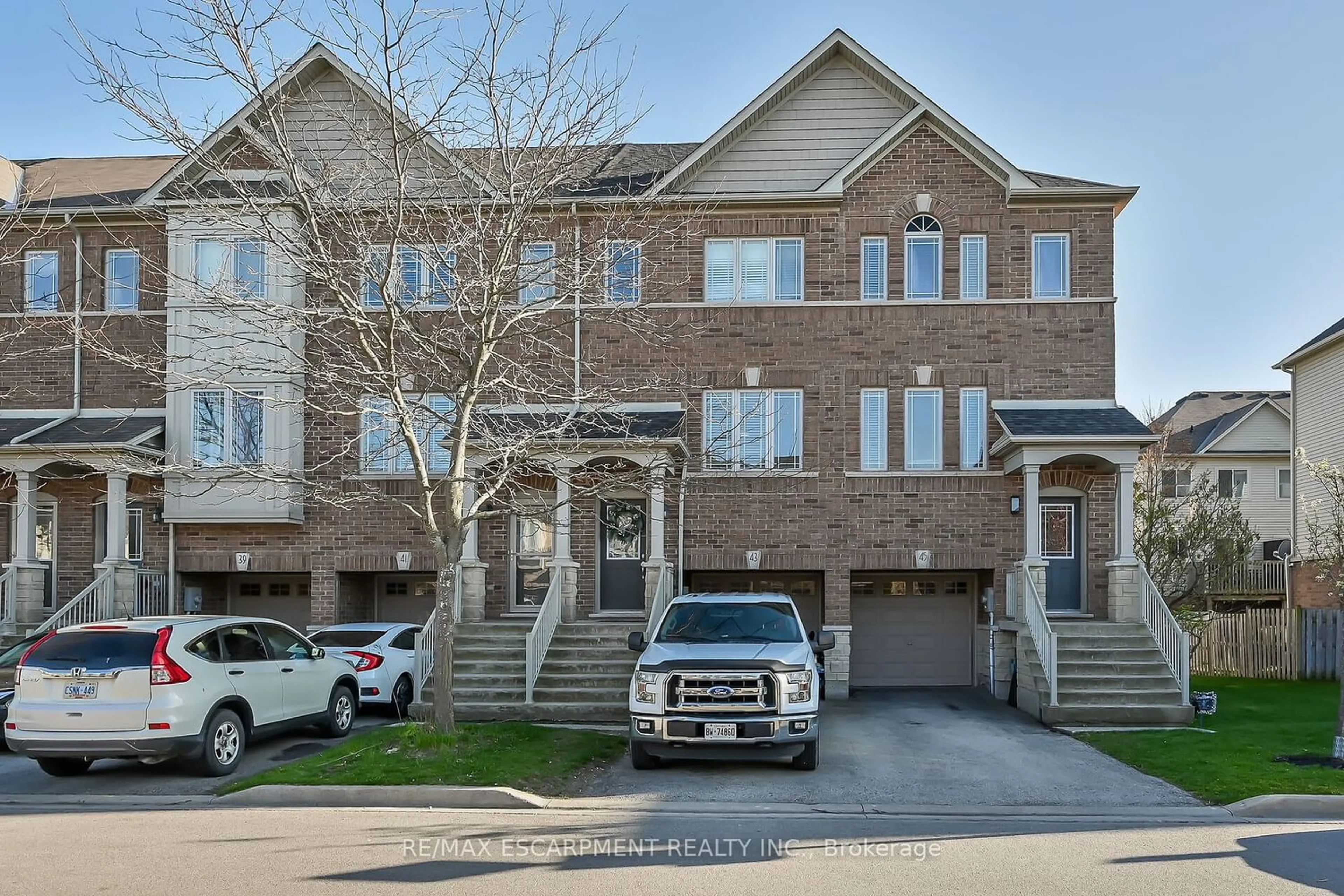 A pic from exterior of the house or condo for 43 Viking Dr, Hamilton Ontario L0R 1C0