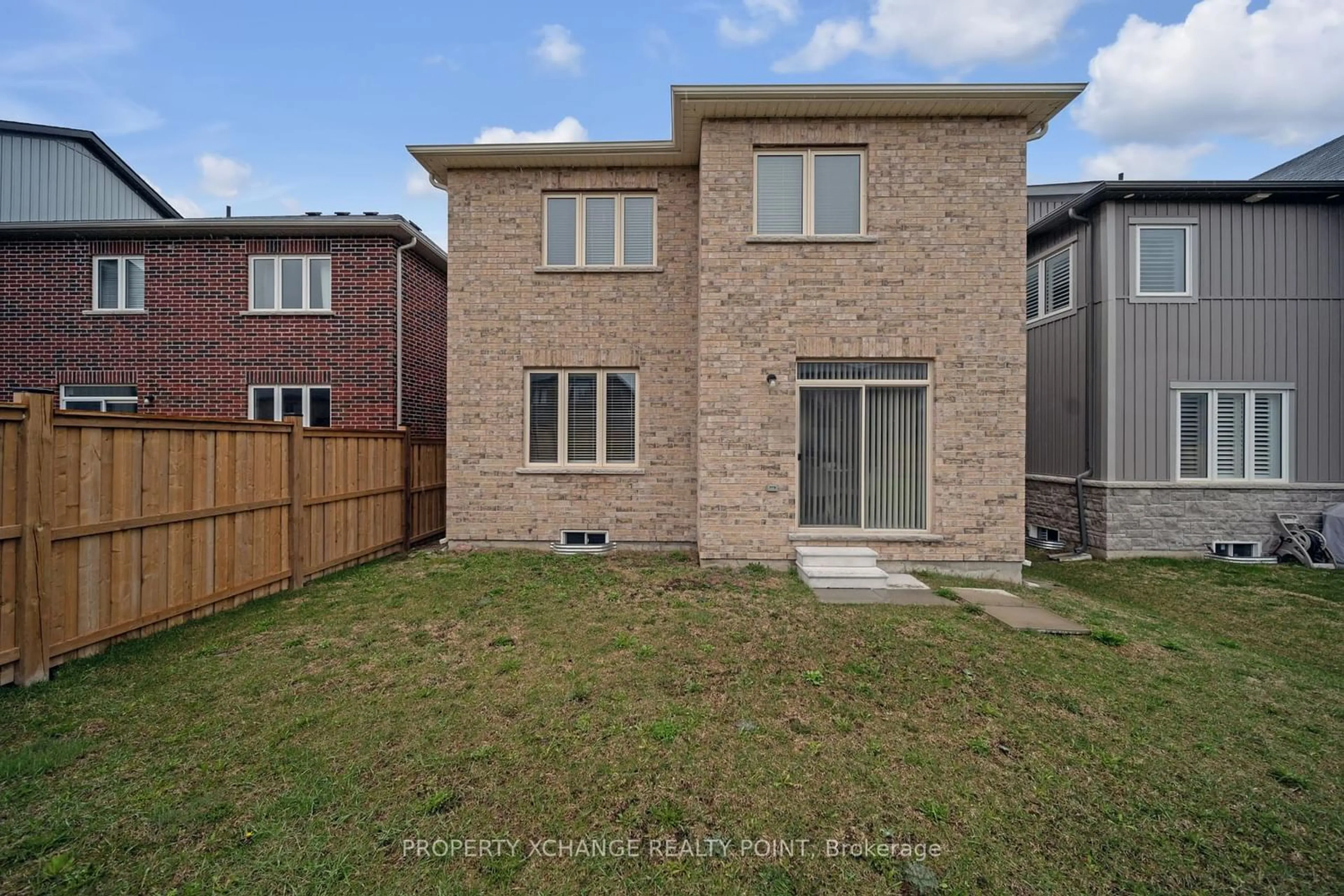 Home with brick exterior material for 46 Fernridge Hts, Cavan Monaghan Ontario L0A 1G0